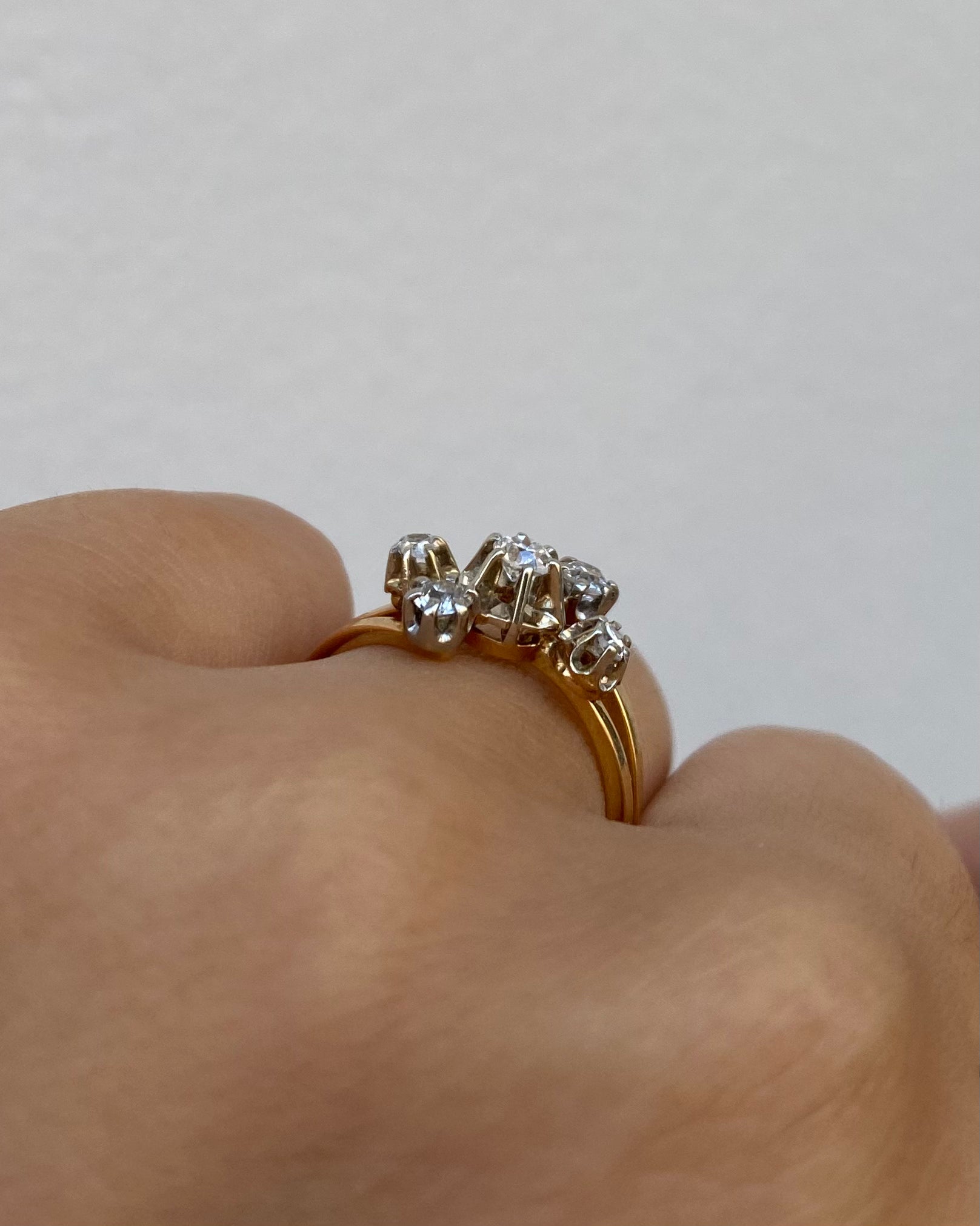 Anillo Constelación Diamantes 0.32 quilates "Lise"
