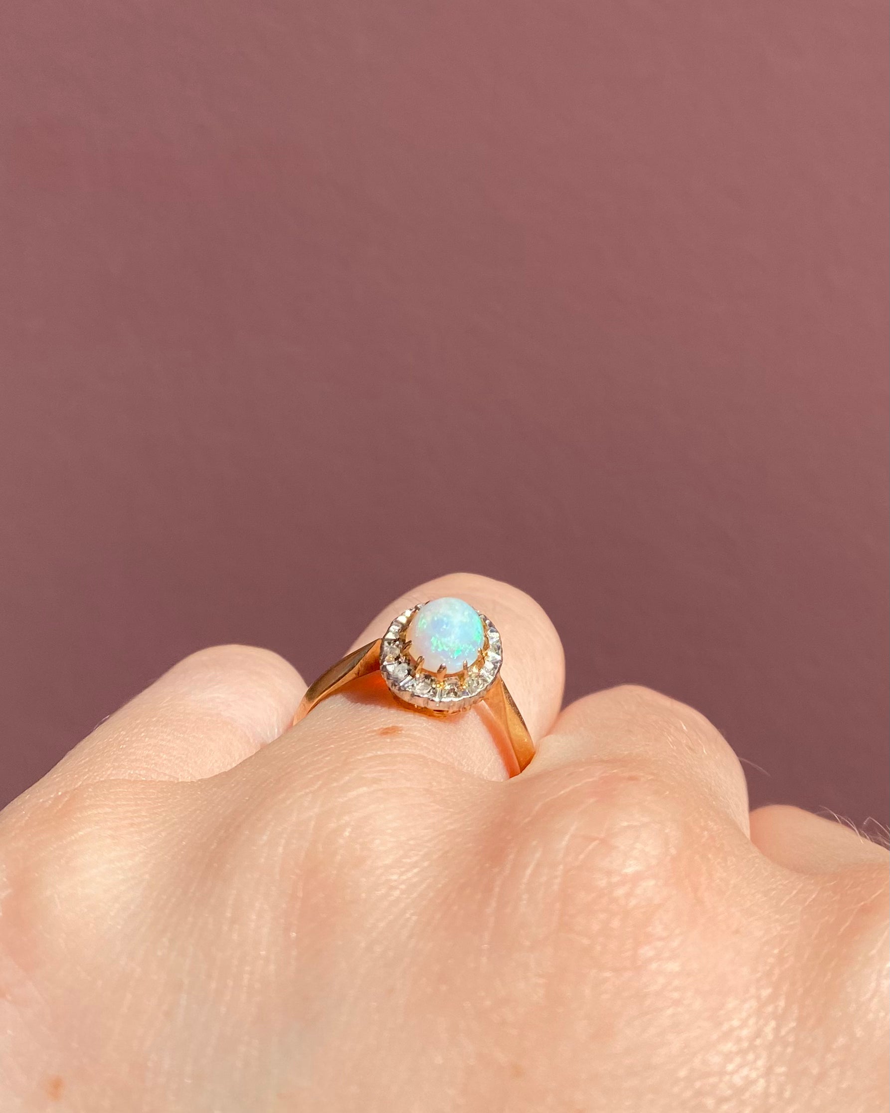Bague Marguerite Opale 0.65 carat & Diamants "Ysoria"