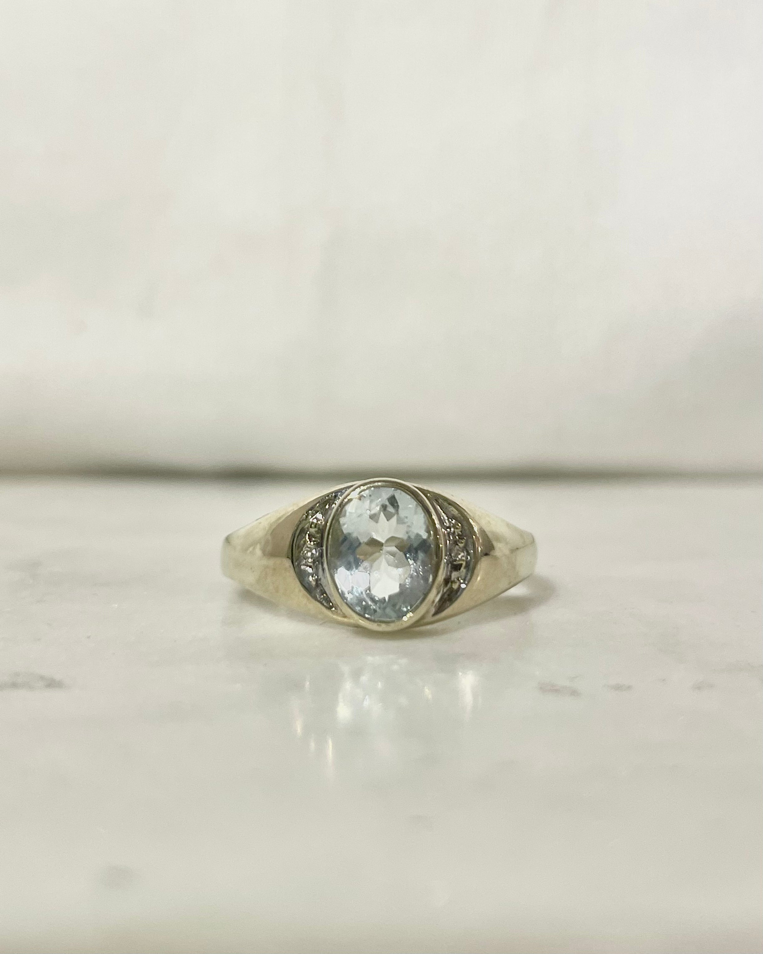 Anillo Banda Aguamarina y Diamantes "Hélorya"