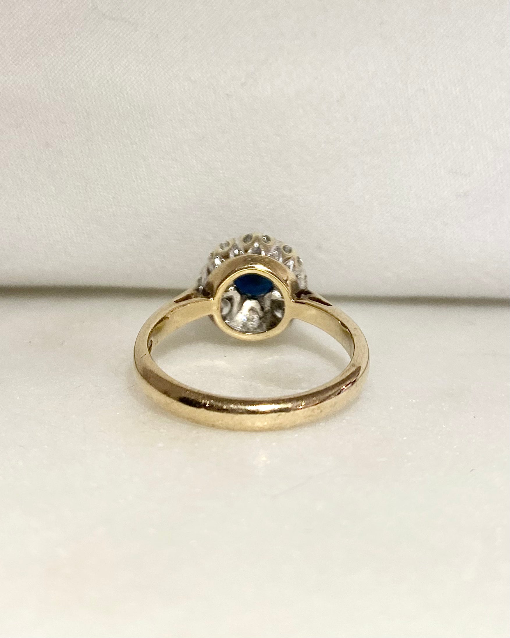 Bague Marguerite Saphir 0.70 carat & Diamants "Ambre"