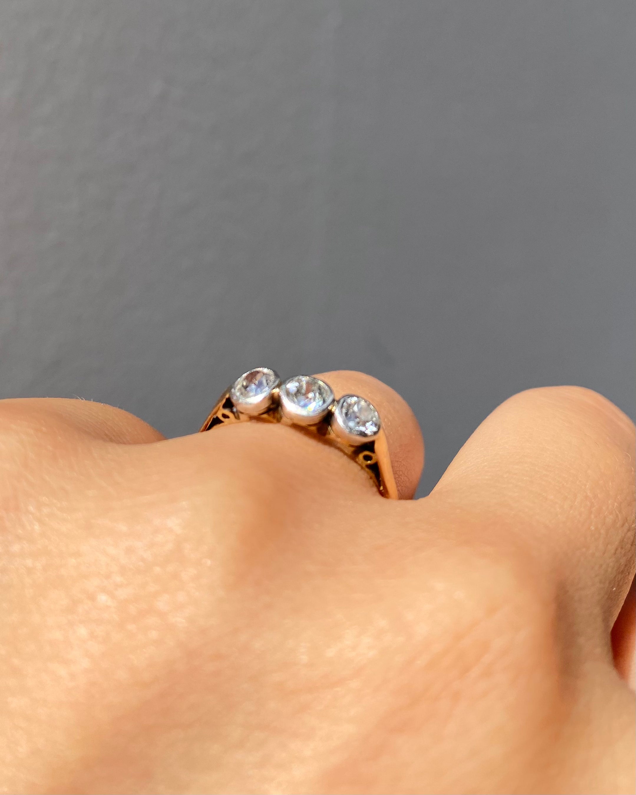 Bague Trilogie style Art Déco Diamants 0.50 carat "Lou"