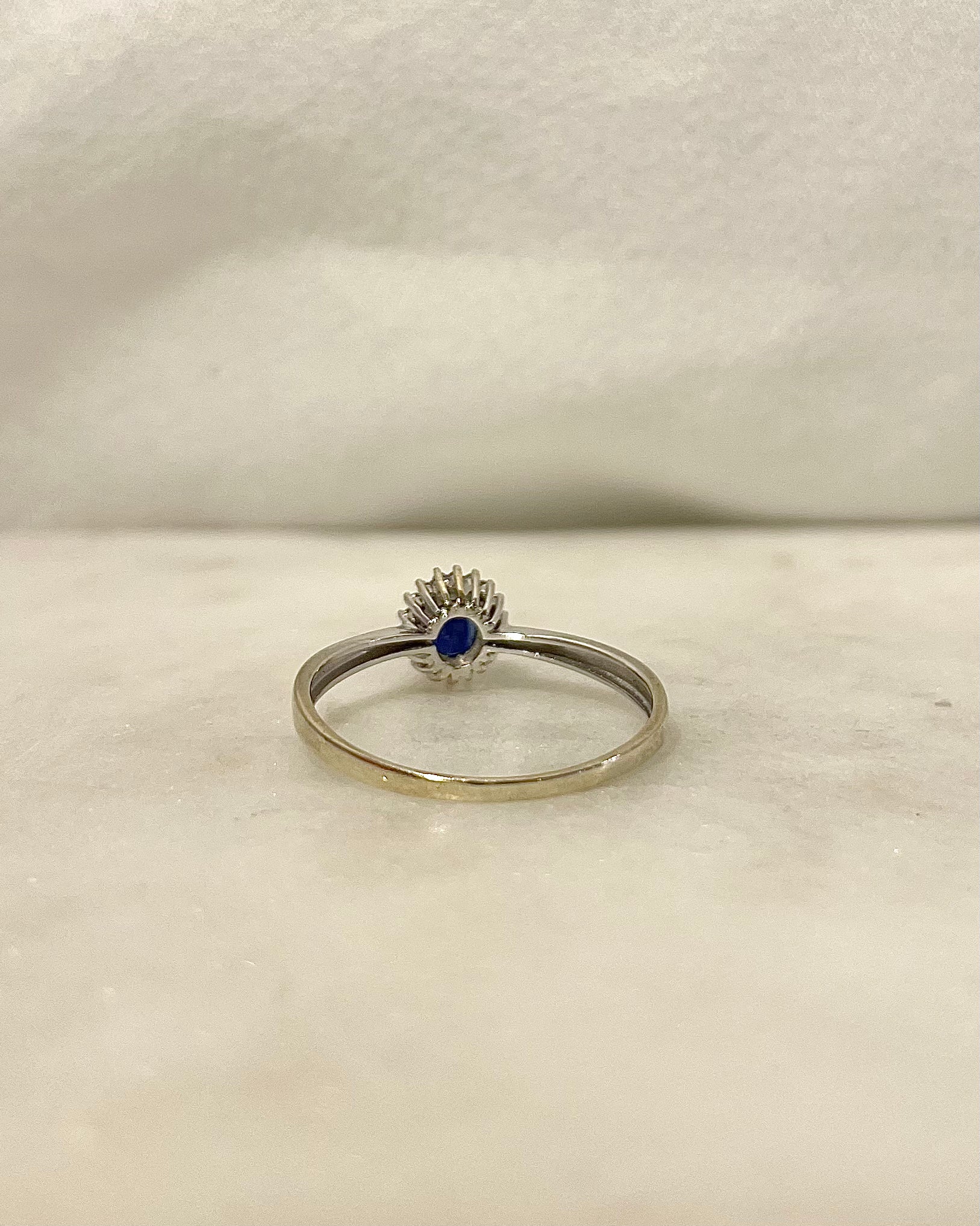 Bague Marguerite Saphir 0.50 carat & Diamants "Solange"