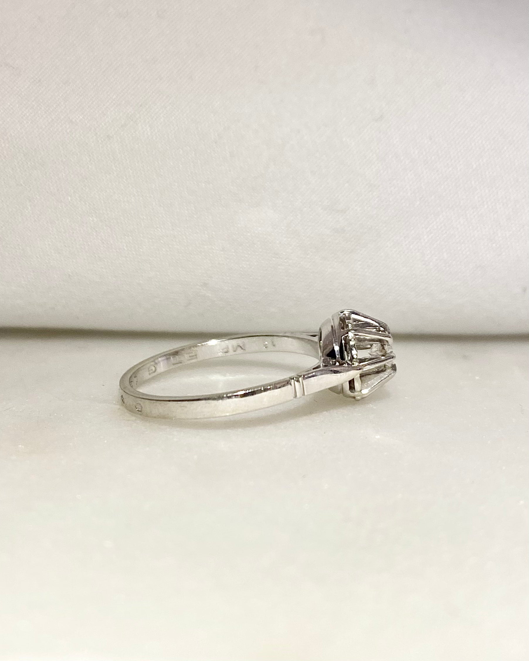 Bague Solitaire Diamant 0.18 carat "Louise"