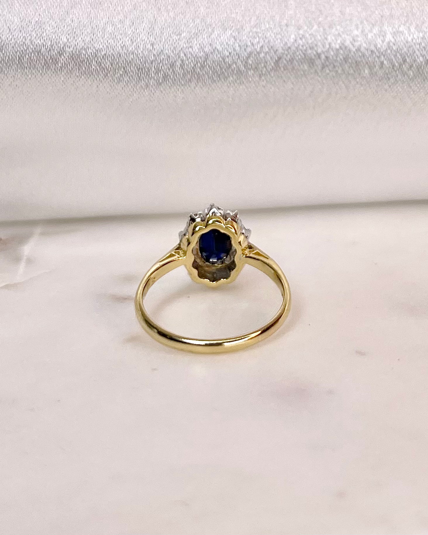 Bague Marguerite Saphir et Diamants “Yunaé”