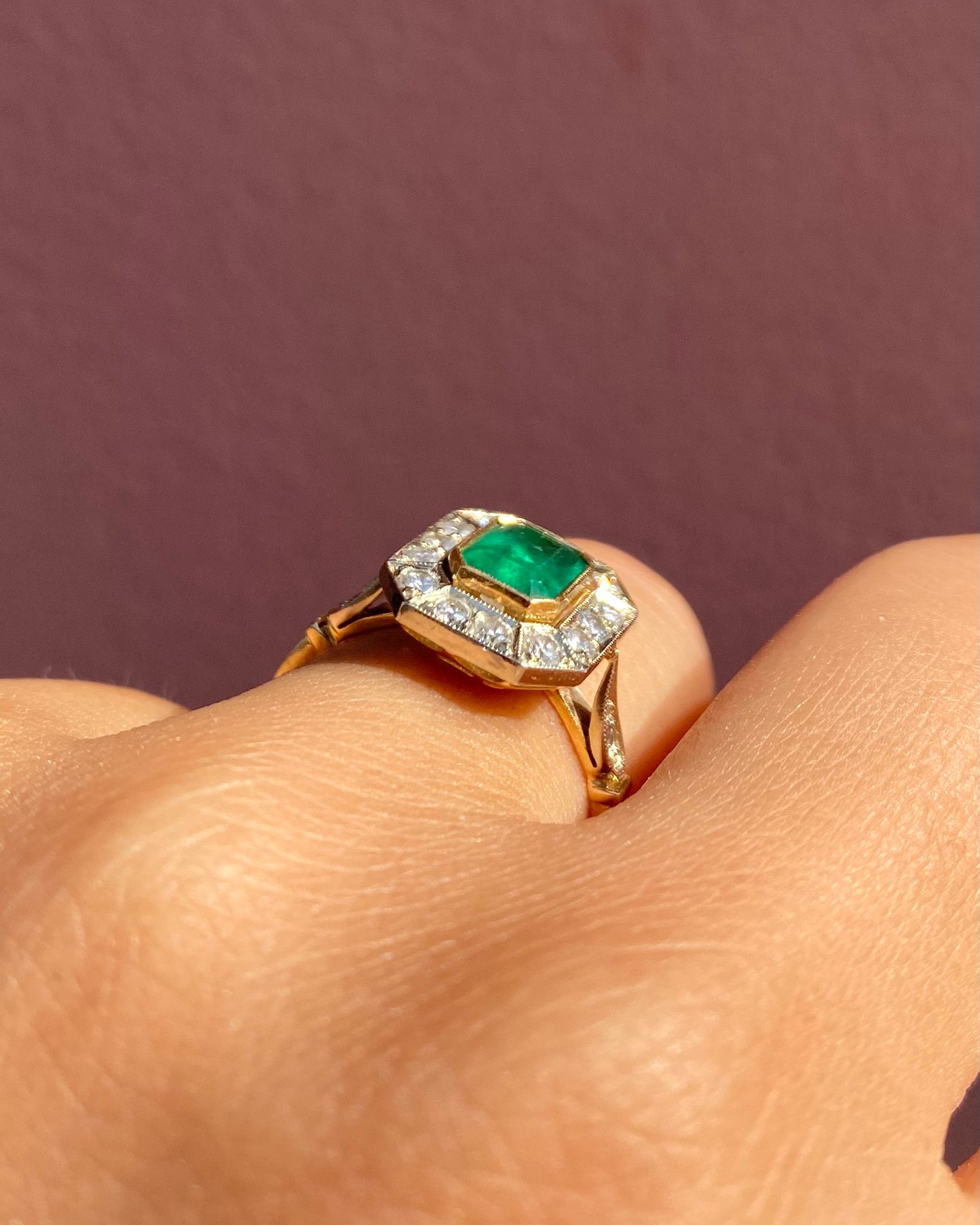 Bague Art-déco Emeraude 1 carat & Diamants "Pera"