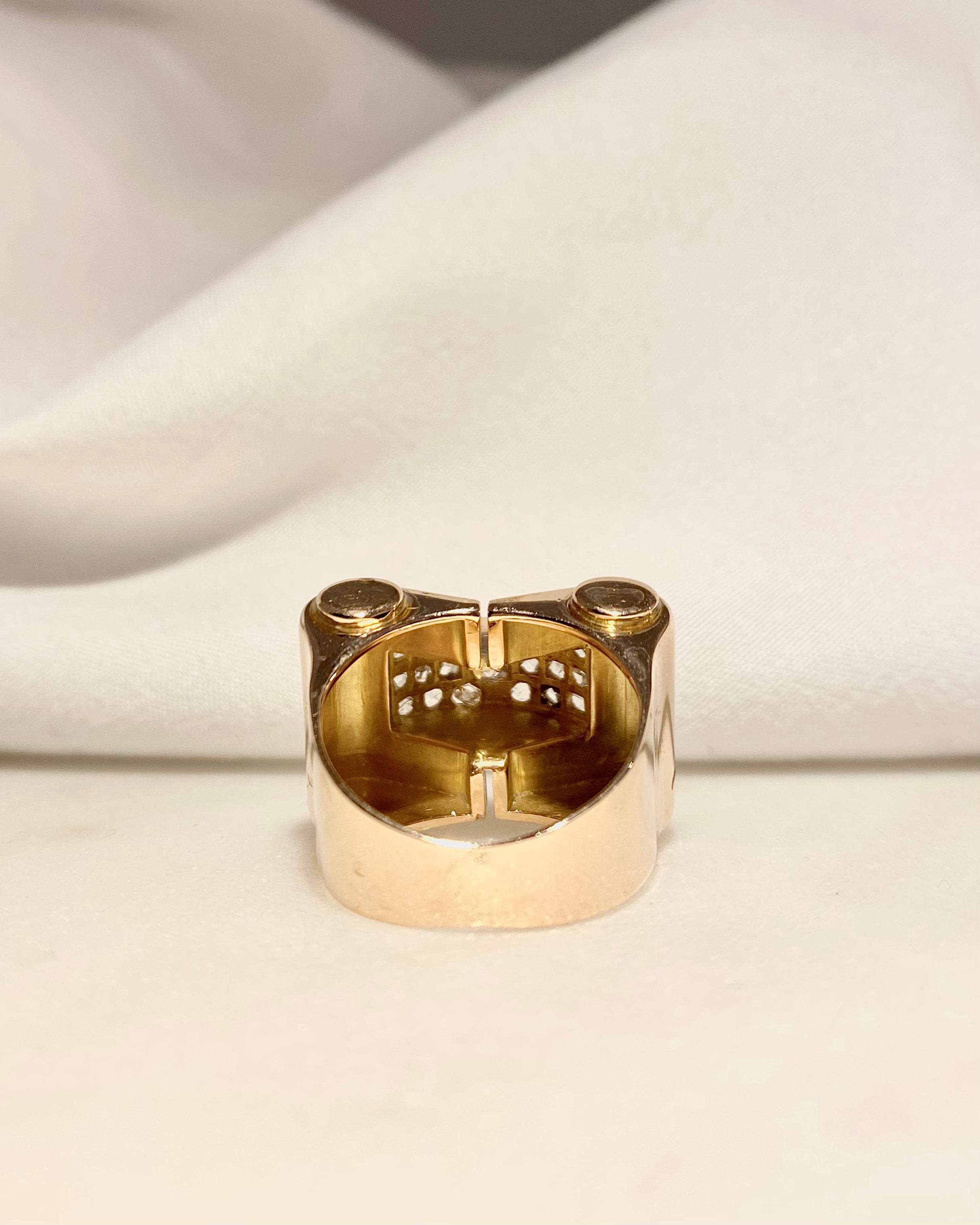 Bague Tank Diamants & Or 18 carats 11.06g "Perrine"