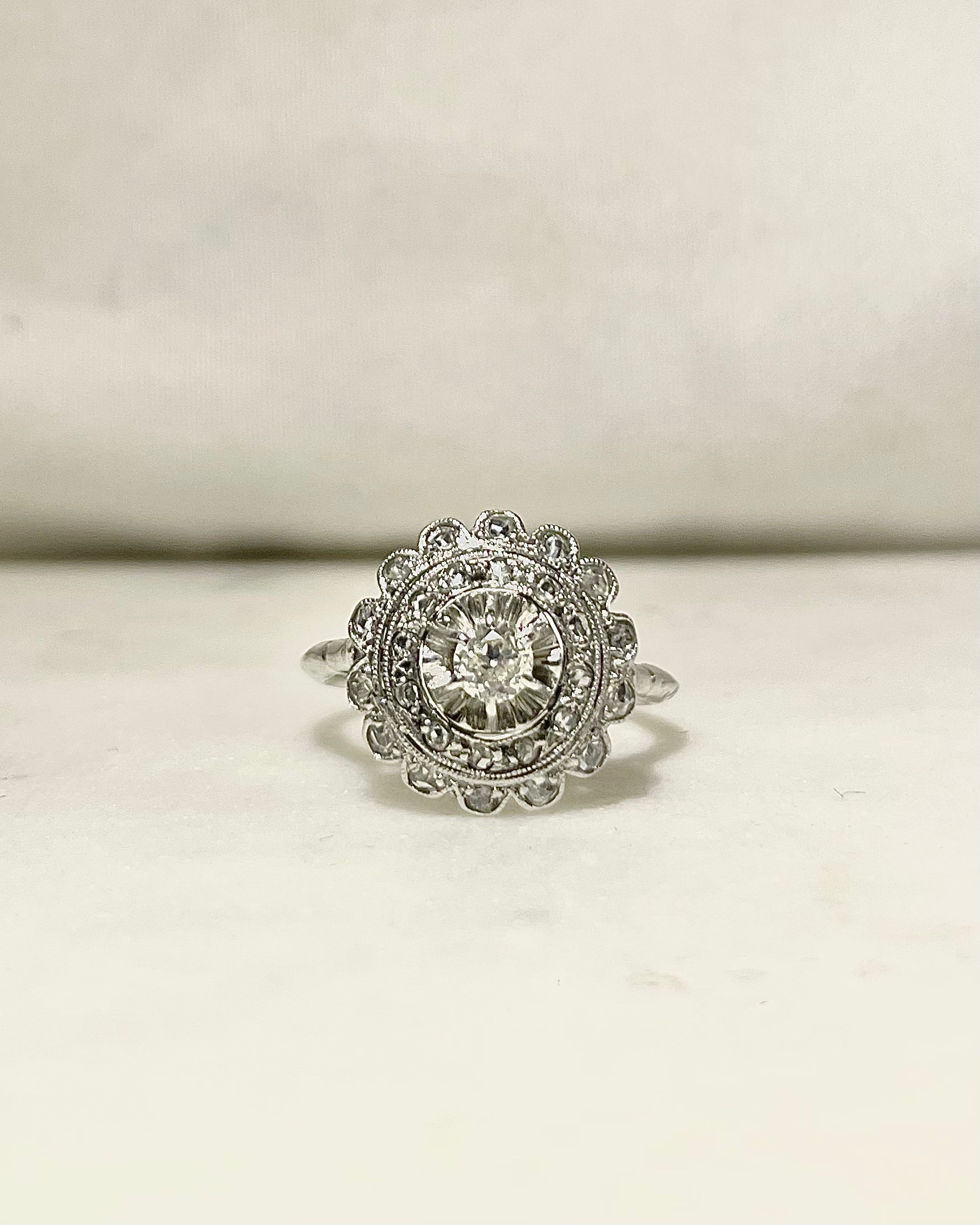 Bague Art-déco 27 Diamants "Naélla"