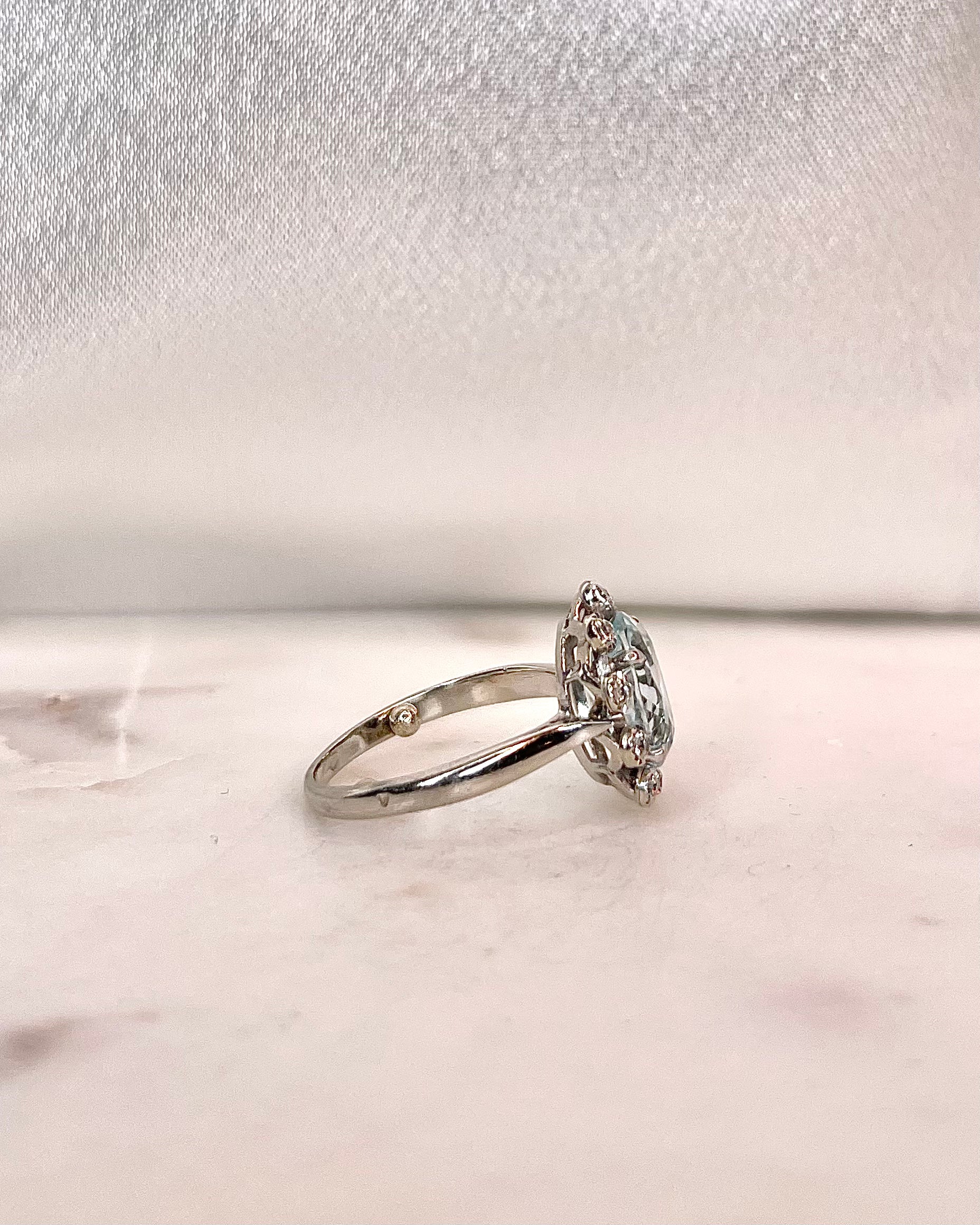 Bague Marguerite Aigue-Marine 2.30 carats & Diamants "Inaya"