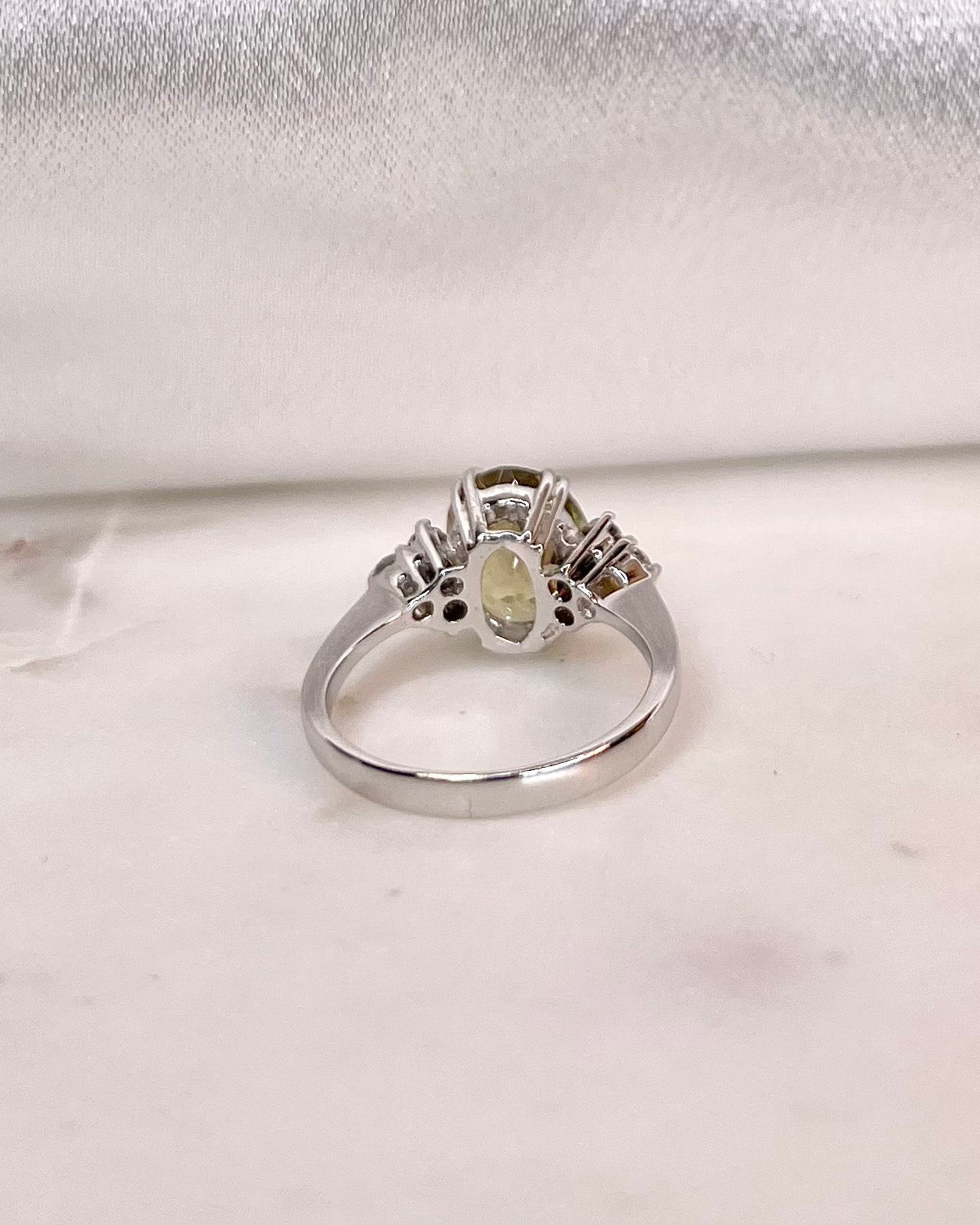 Bague Trilogie Zultanite 3.70 carats & Diamants "Senna"