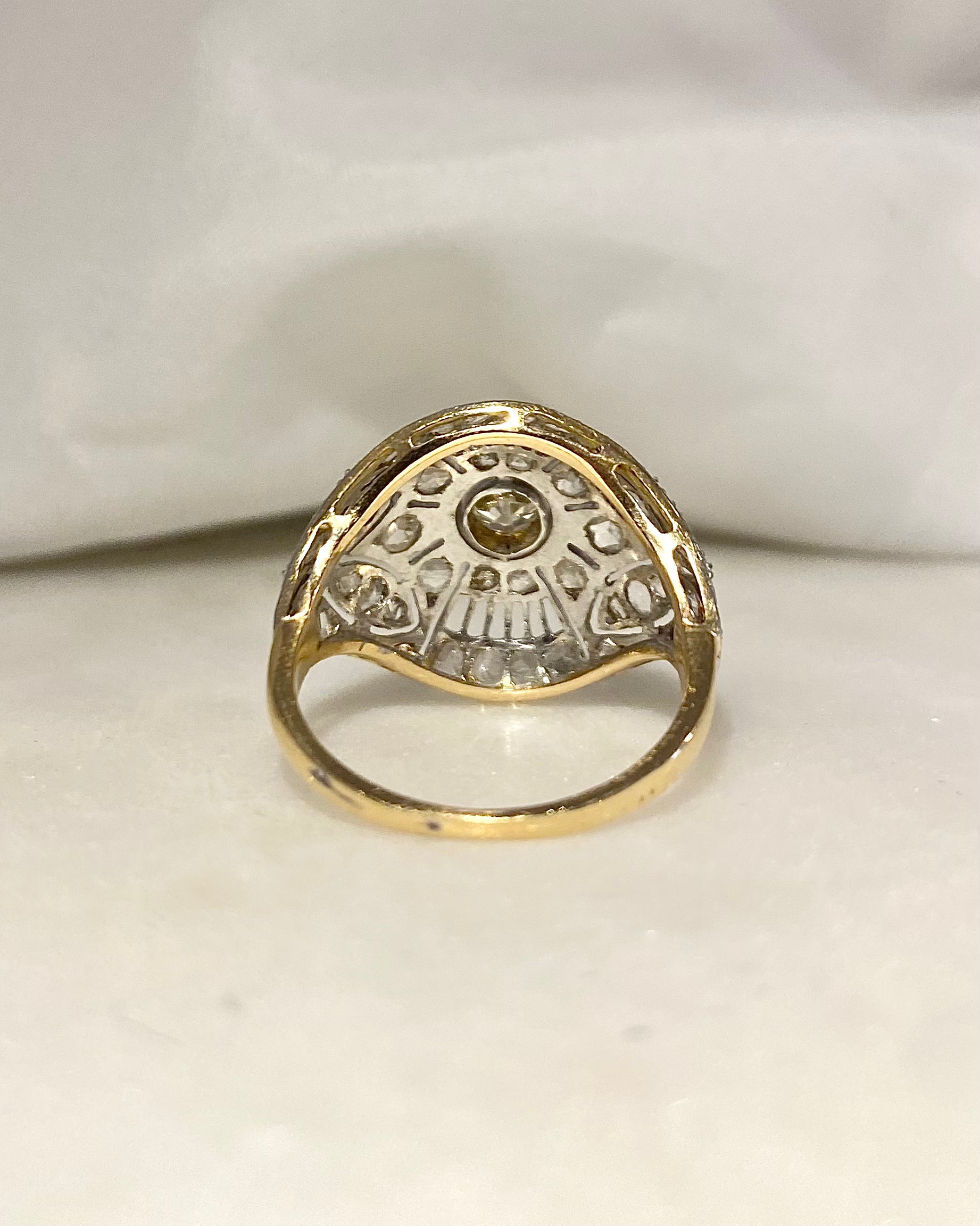 Bague style Art-Déco Diamants 0.93 carat "Zeya"