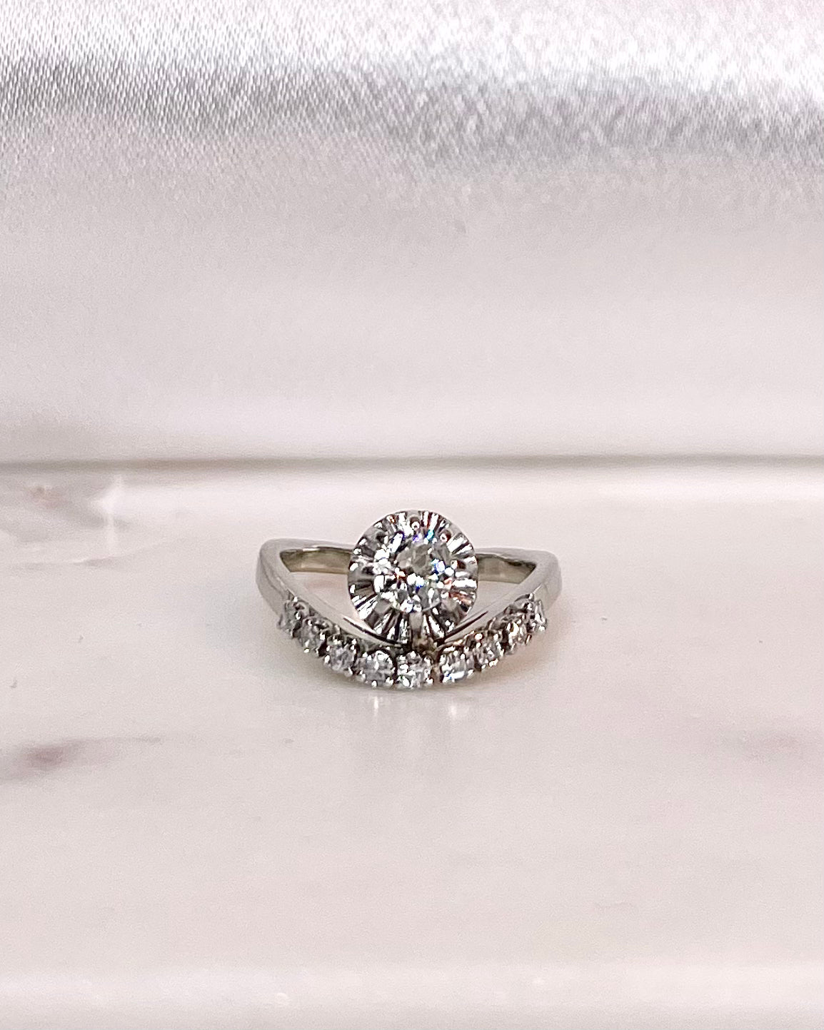 Bague Vintage Diamants 0.53 carat "Zinia"