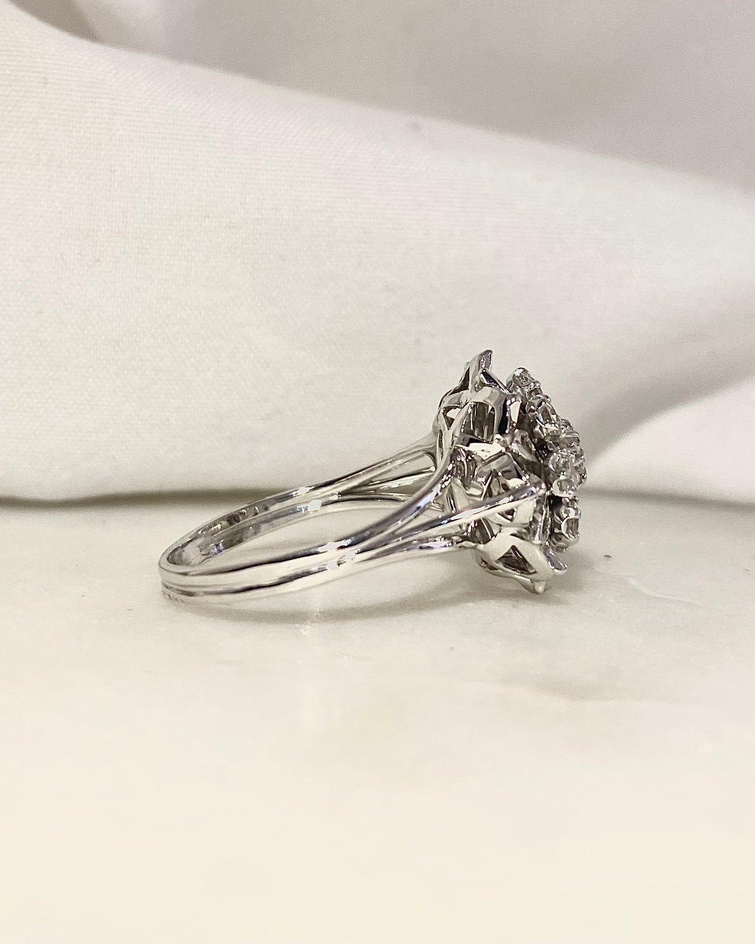 Bague Marguerite Diamants 0.50 carat "Apolline"