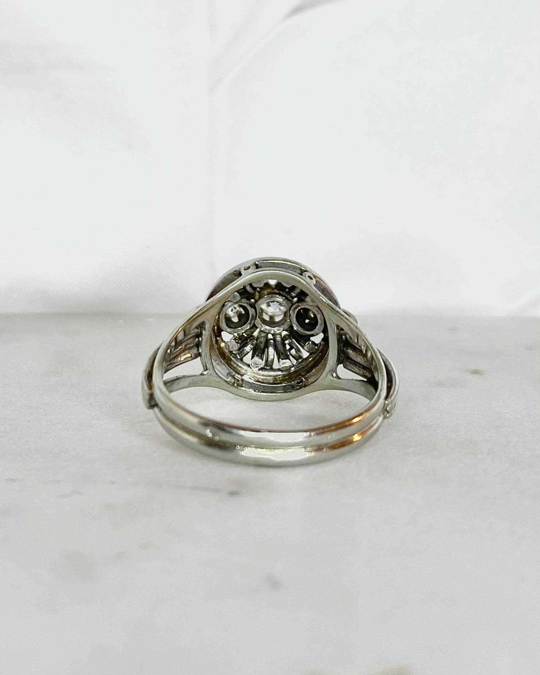 Bague Art-Déco Diamants & or 18 carats 5,85g "Romy"