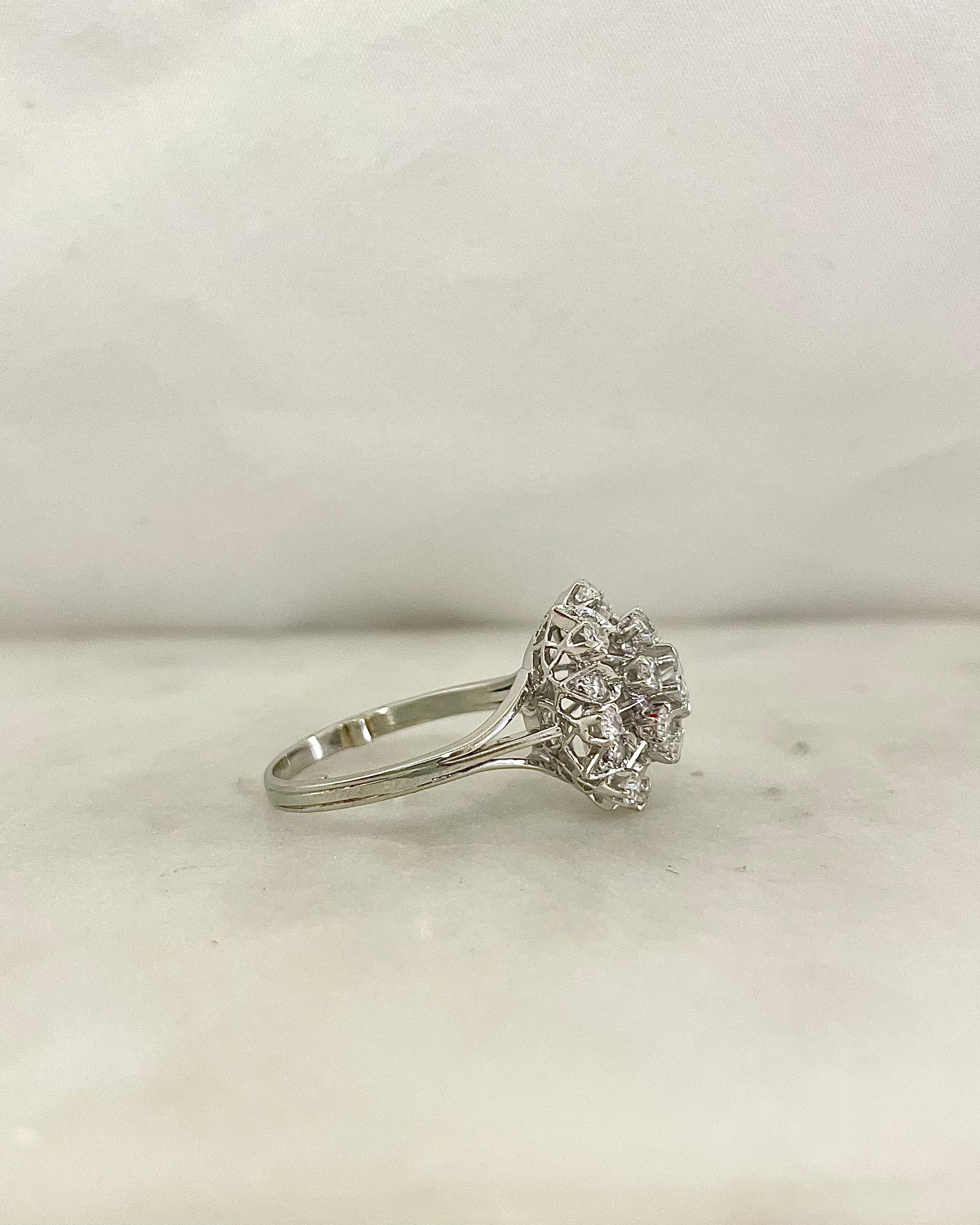Bague Marguerite 24 Diamants 1.34 carat "Philomène"