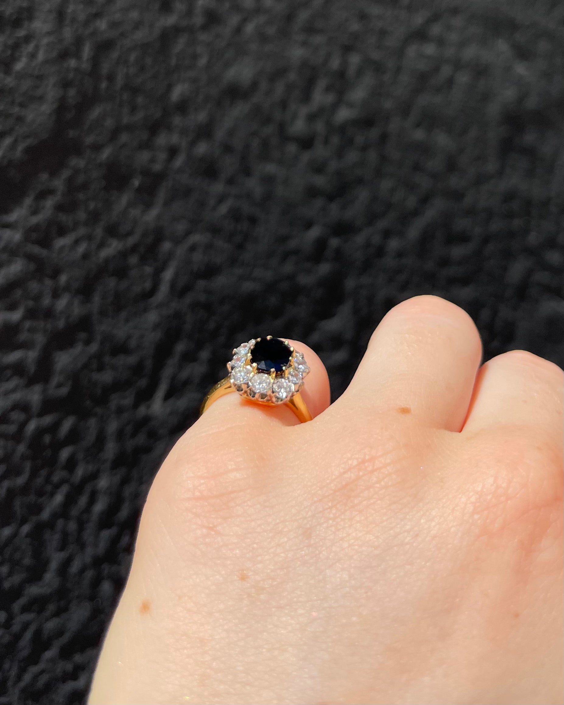 Bague Marguerite Saphir 1.65 carat & Diamants "Véro"