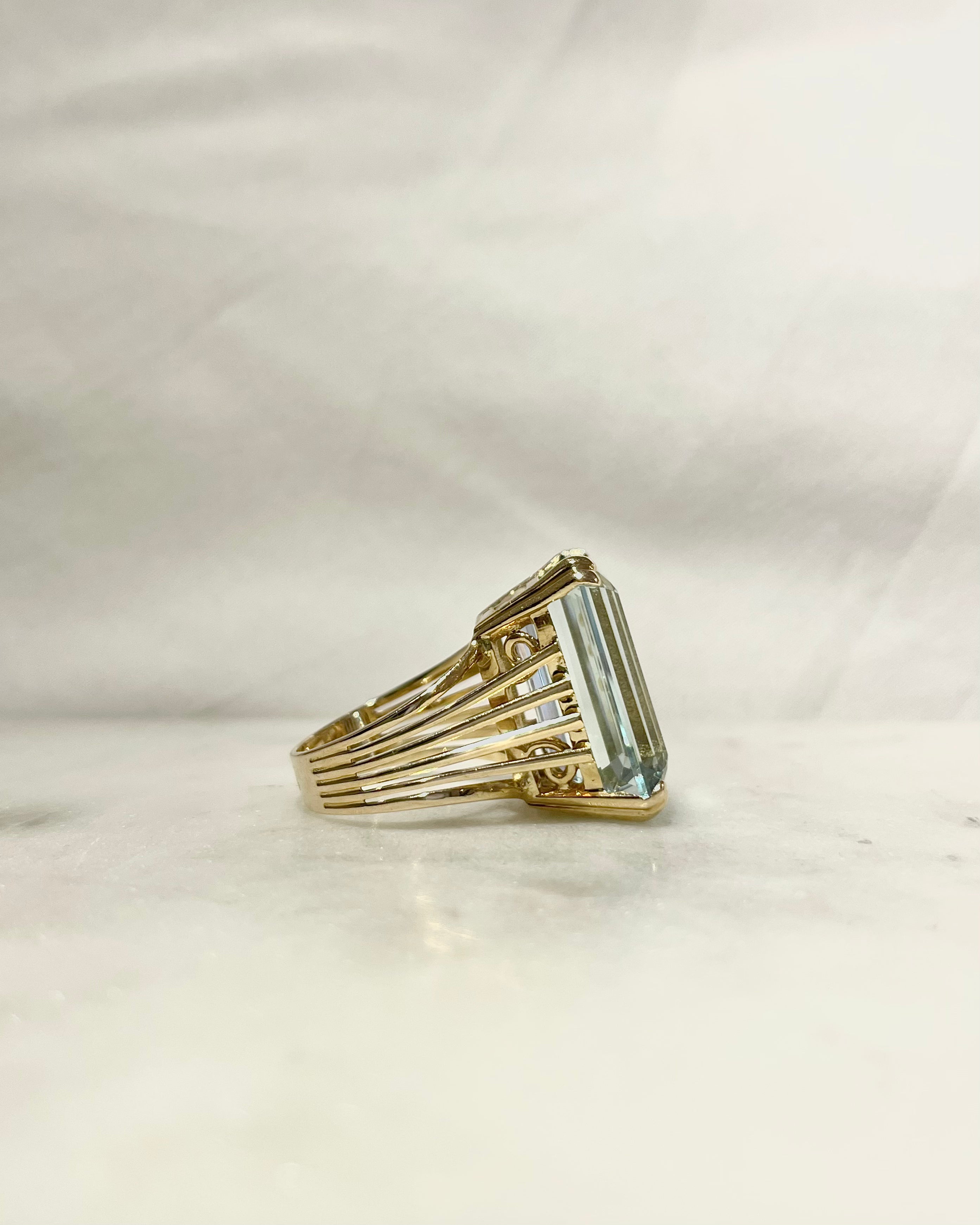 Cocktail Aigue-Marine 22.20 Carats "Luna"