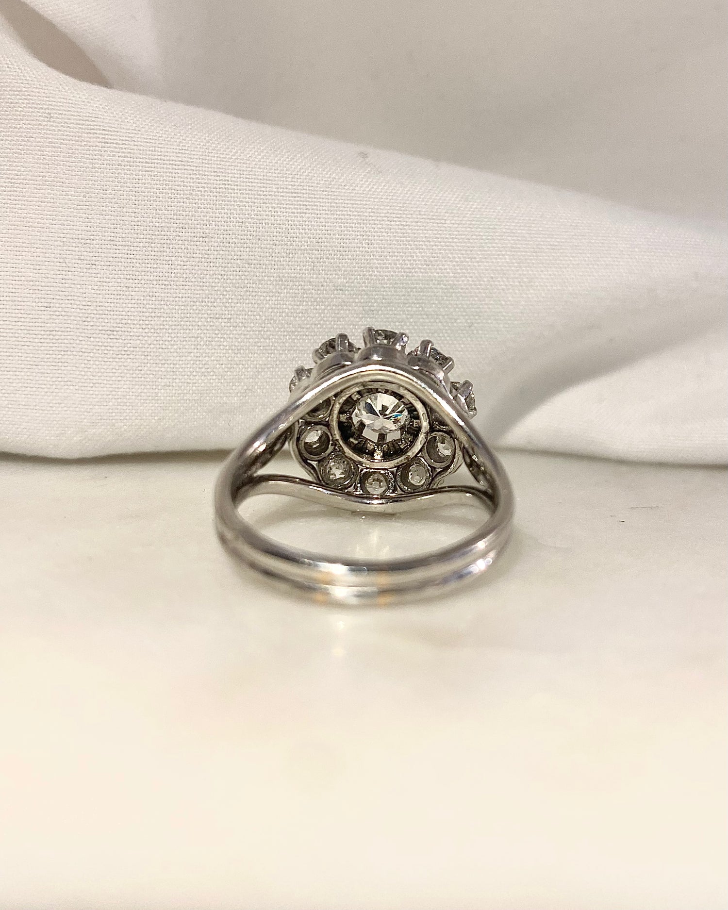 Bague Marguerite Diamants 1.30 carat "Domitille"