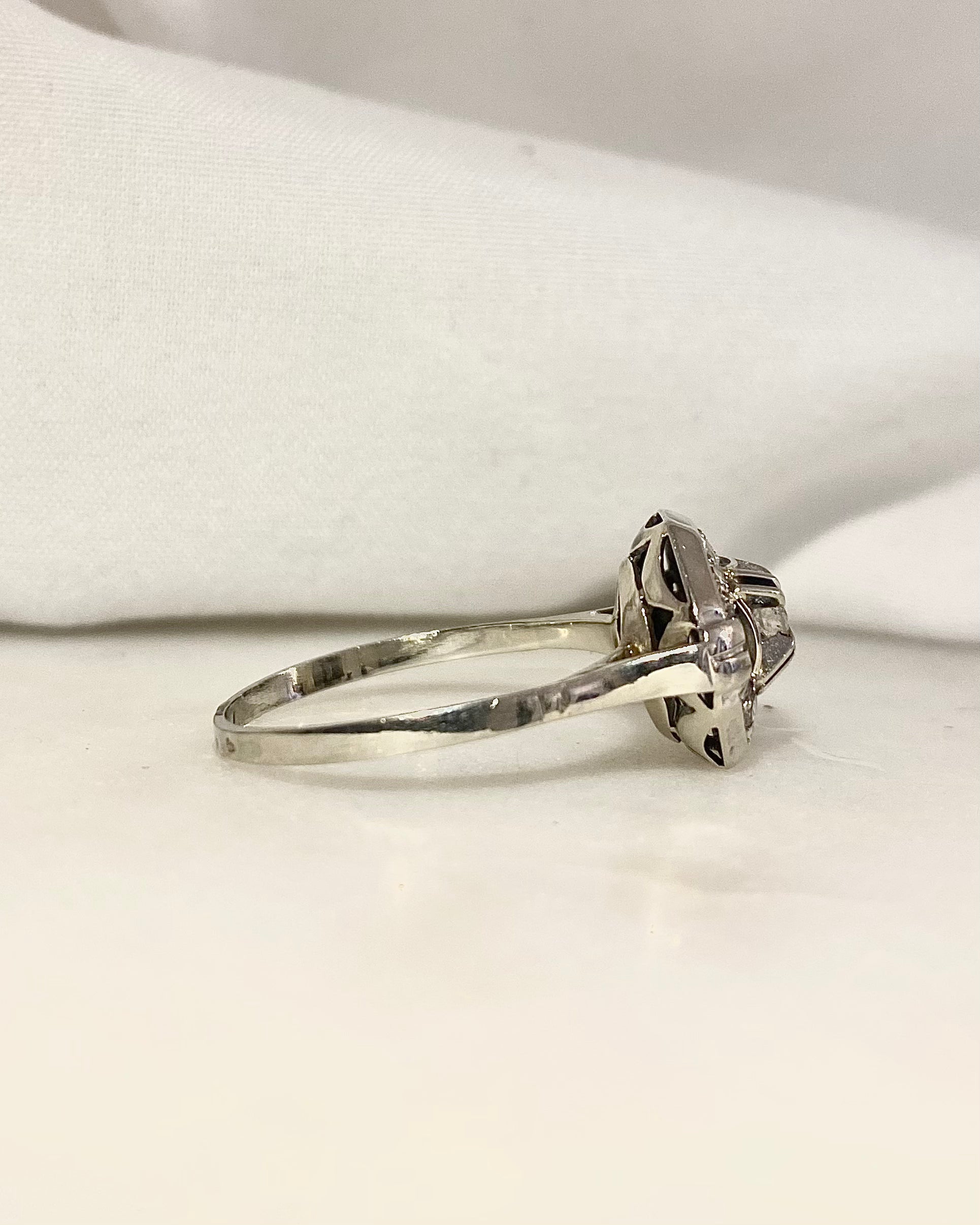 Bague Art-déco Octogonale Diamants "Quitterie"