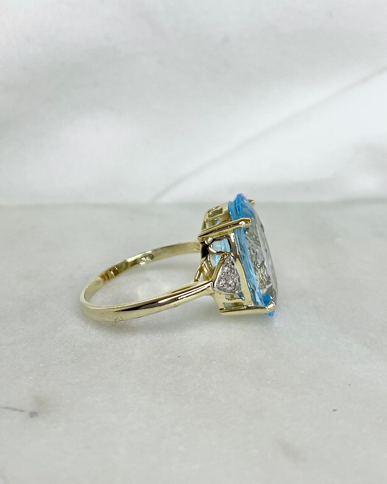 Bague Cocktail Topaze 11.50 carats & Diamants "Sophie"