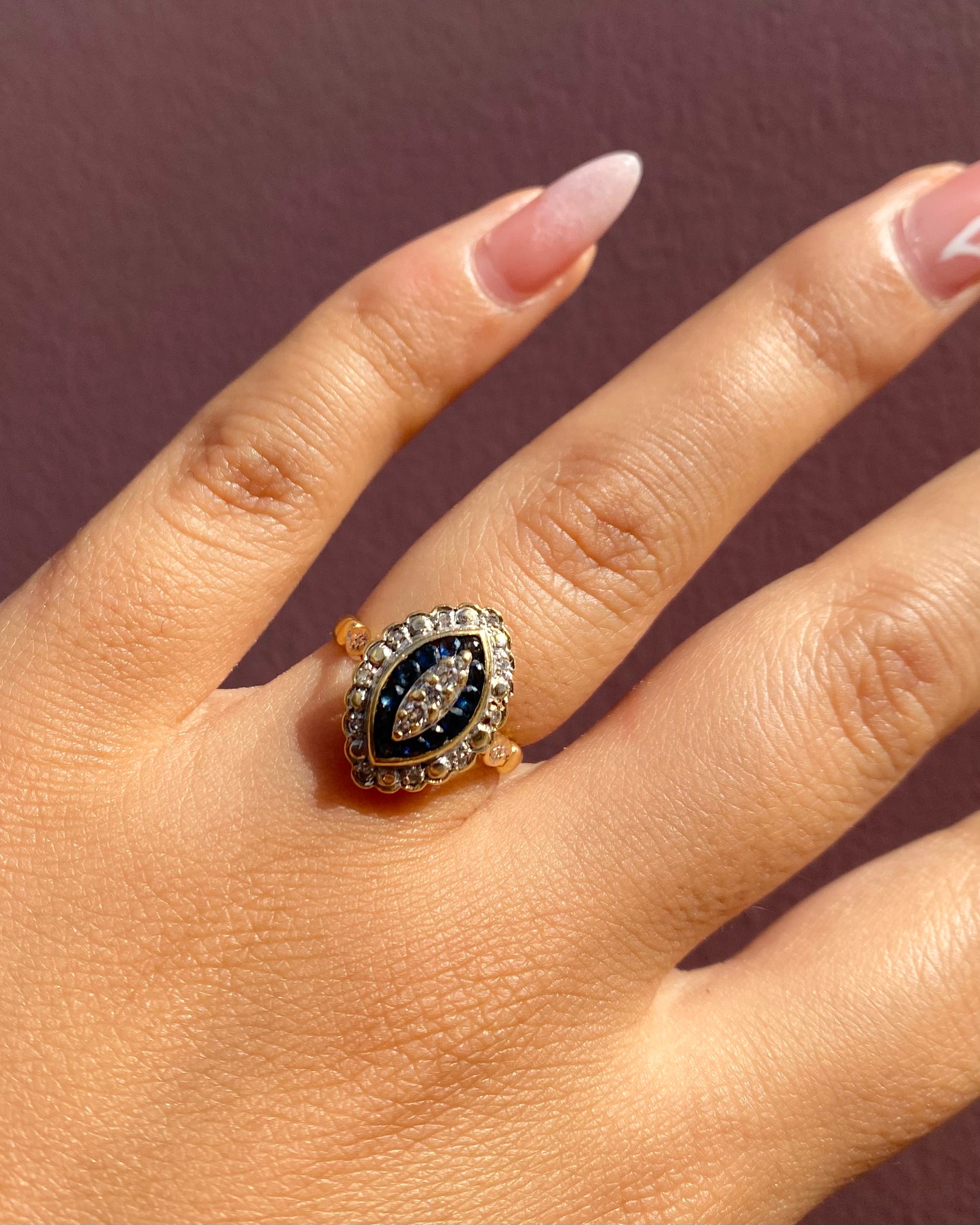 Bague Marquise Saphirs 0.24 carat & Diamants "Jacinthe"