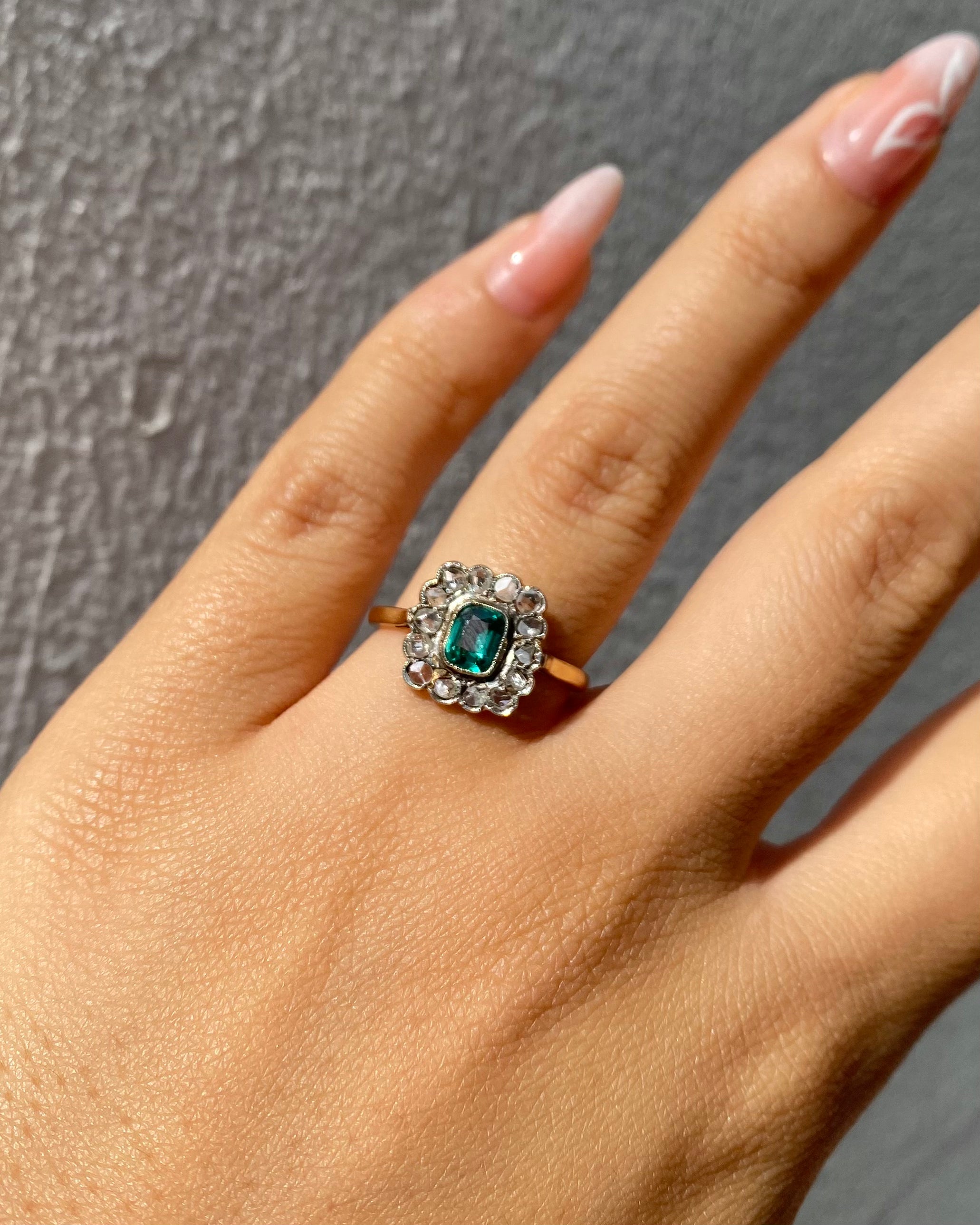 Bague Art-déco Emeraude & Diamants "Mia"
