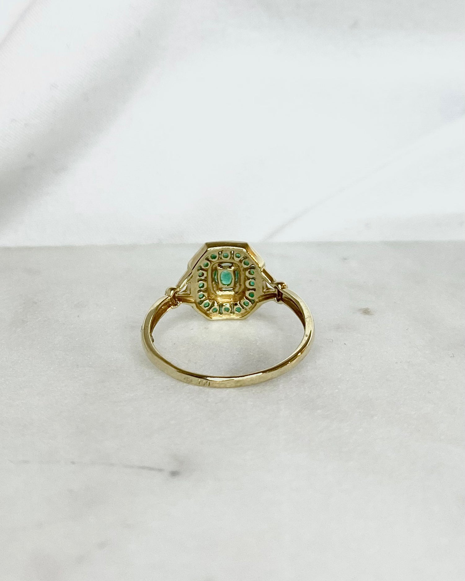 Bague Style Art-Déco Emeraudes 0.47 carats & Diamants "Azilis"