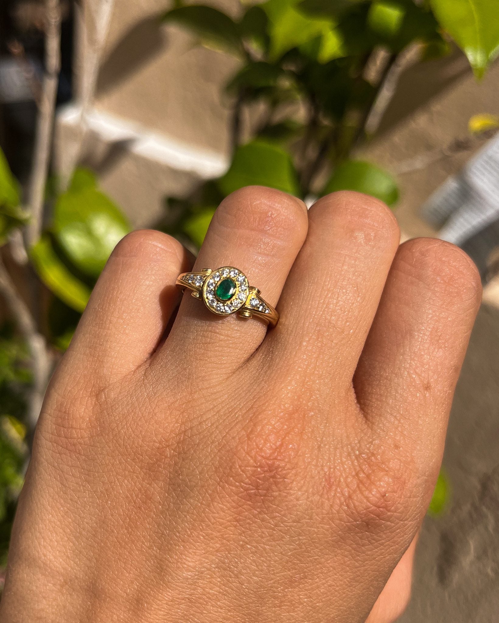 Anillo "Carli" con margaritas de esmeralda y diamantes
