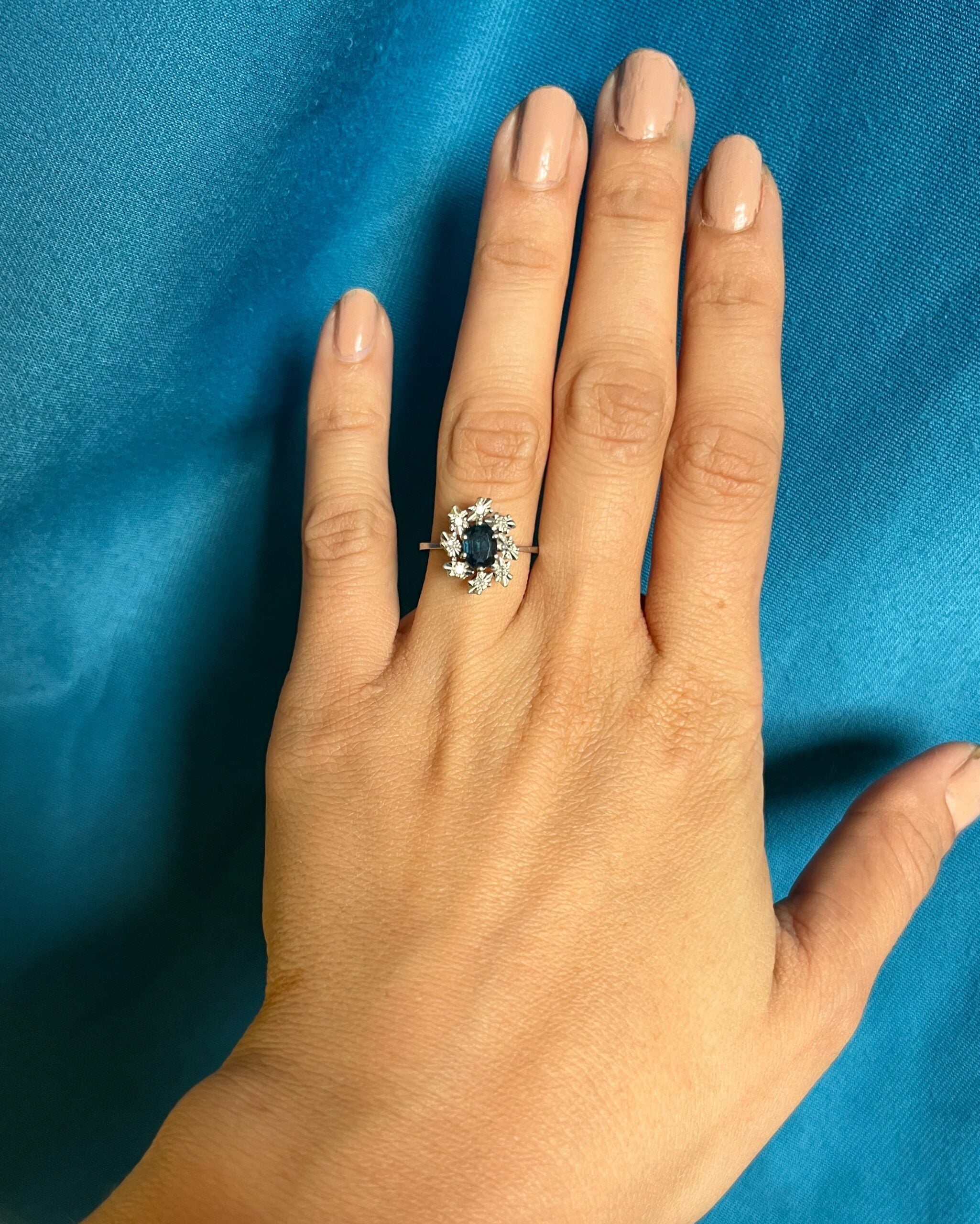 Anillo "Charline" con margaritas de zafiro y diamantes