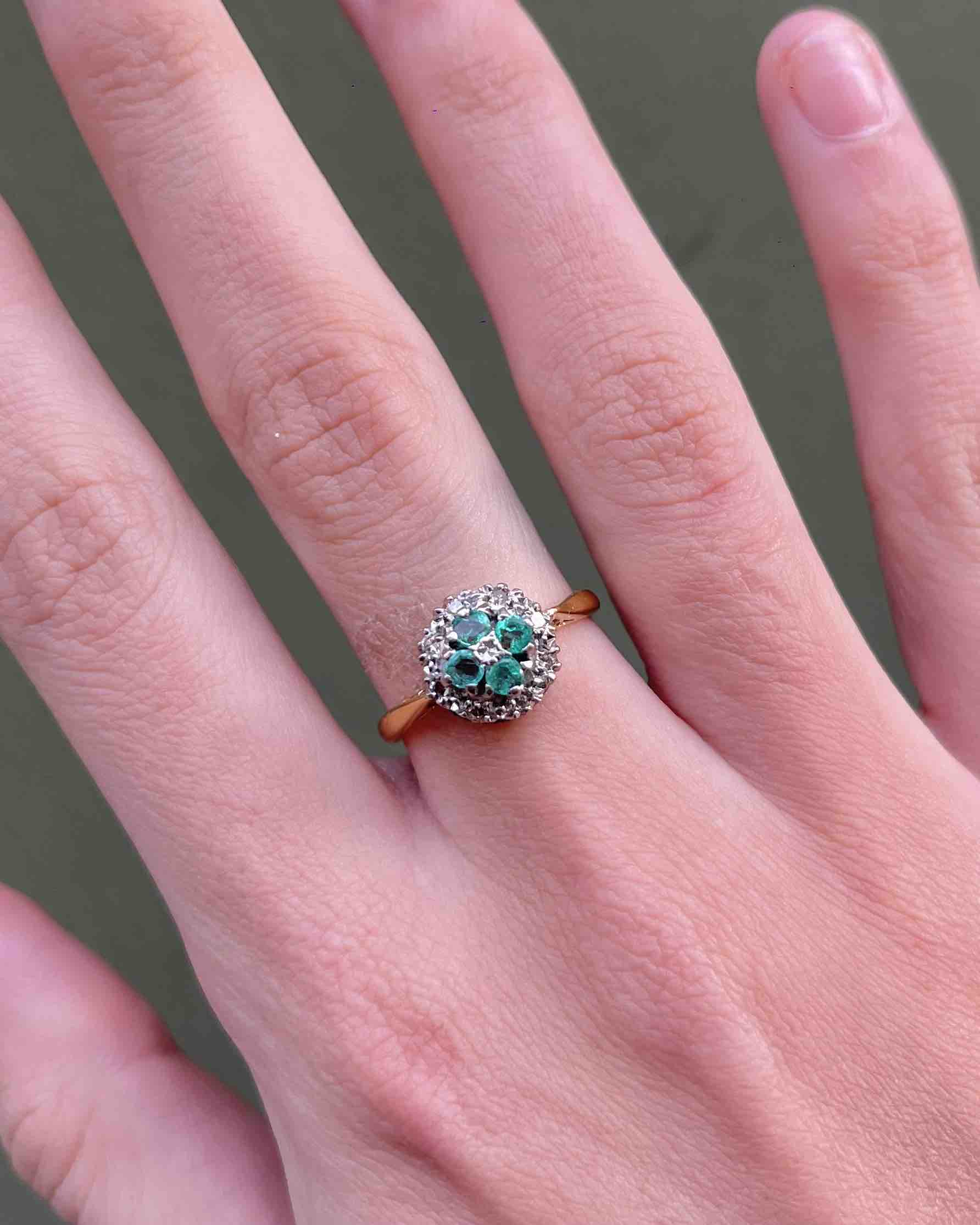 Bague Marguerite émeraude & Diamants "Odile"