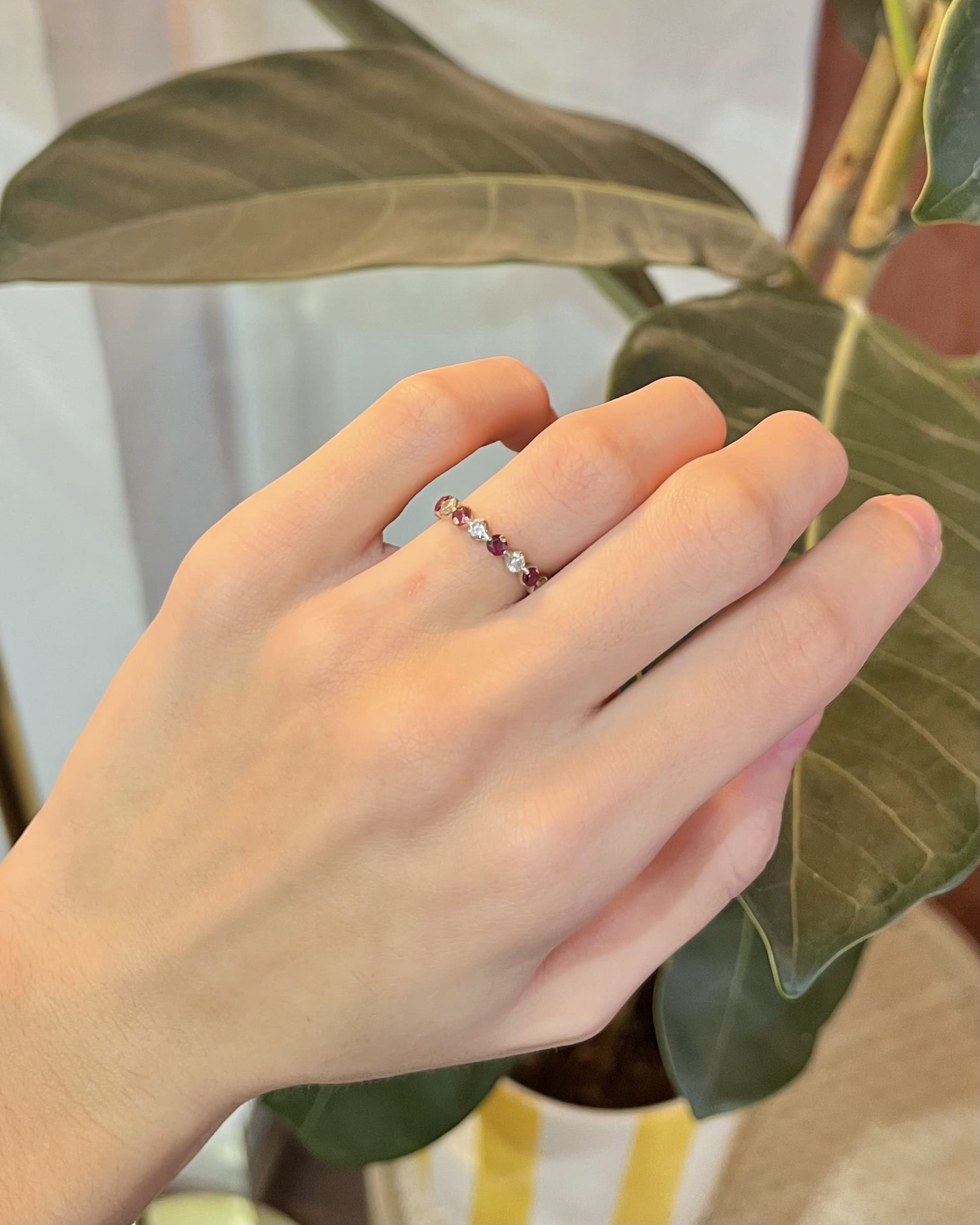 Anillo de bodas "Kendall" de rubí y diamante americano