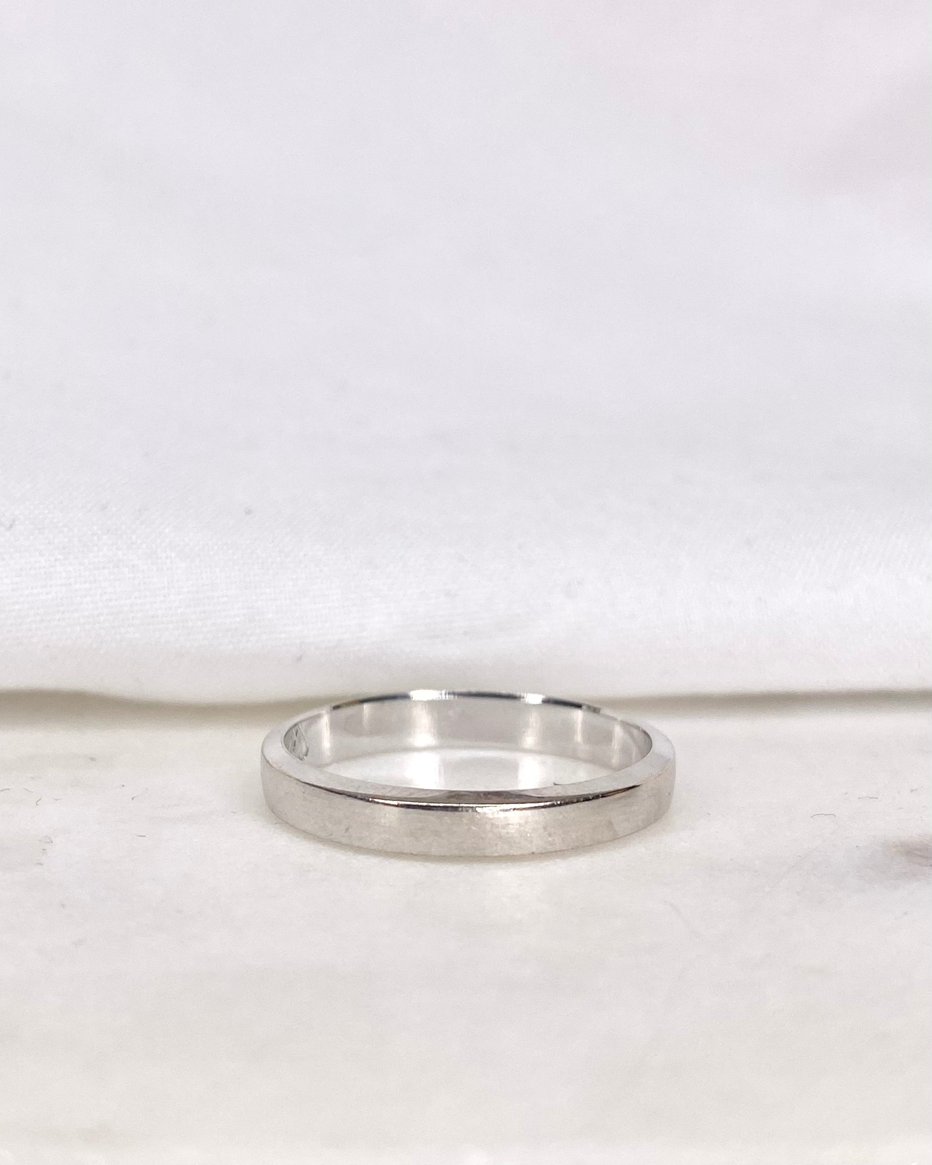 Alliance Or Gris 18 carats "Anastasia"