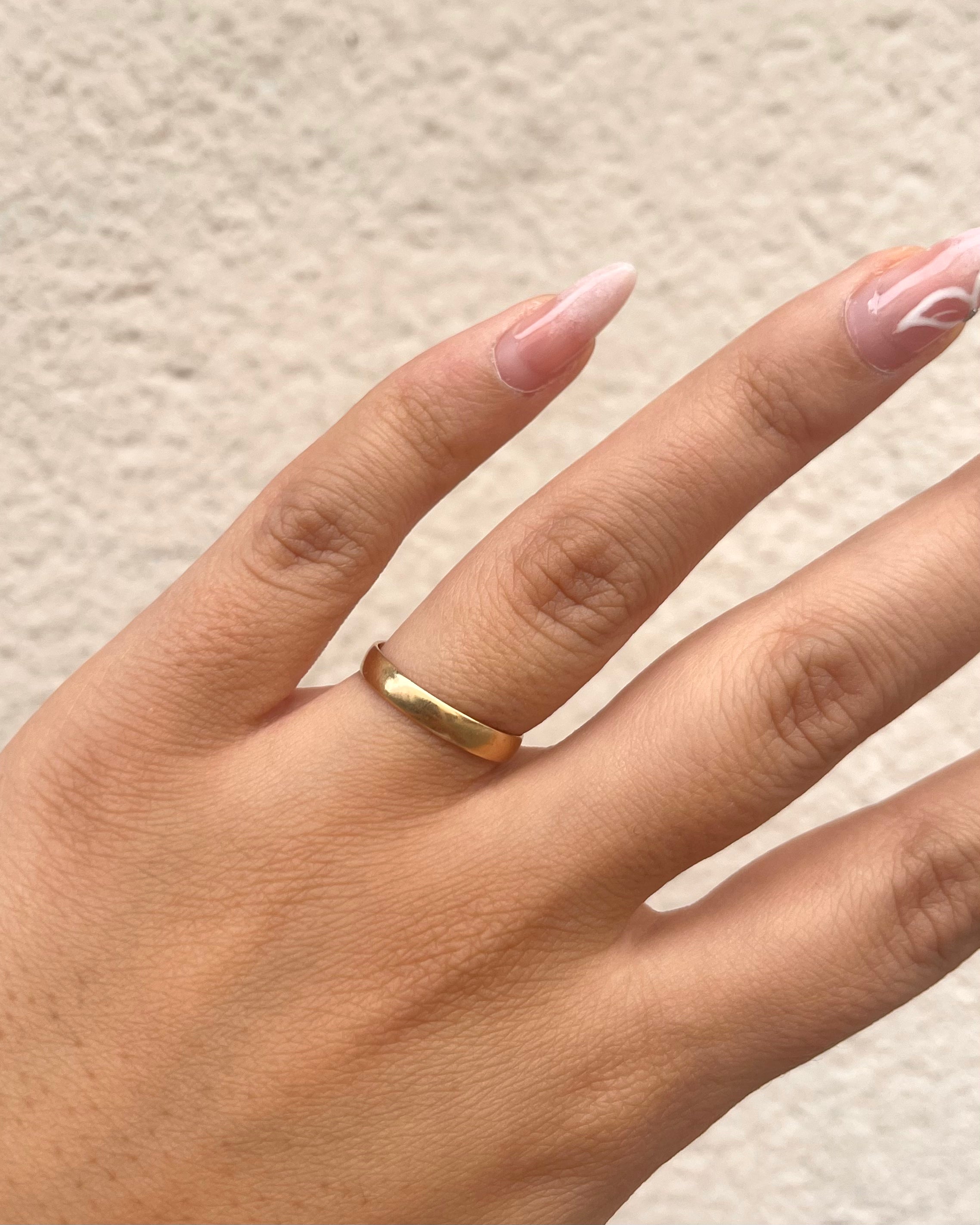 Anillo de compromiso de oro amarillo "Claudine"