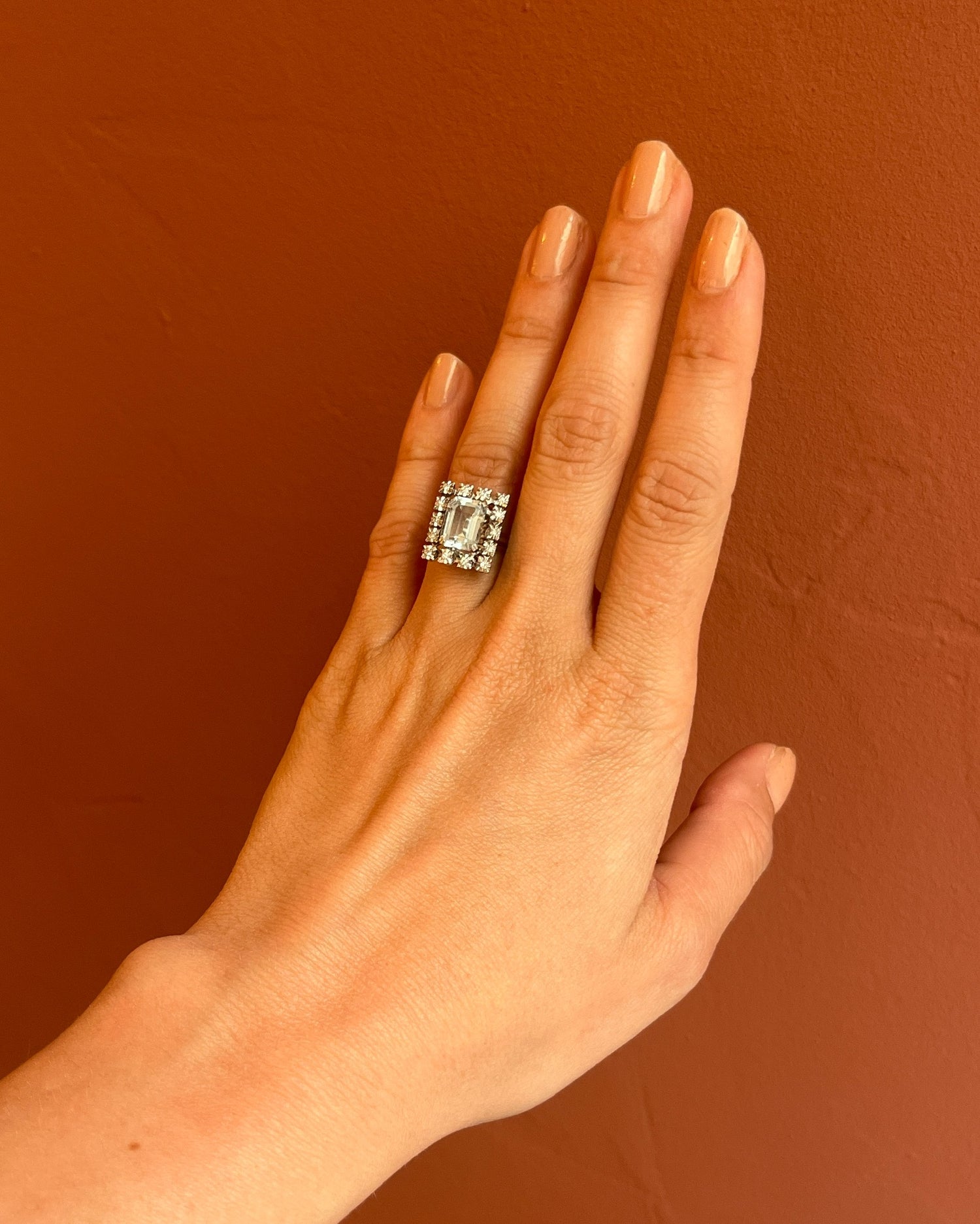 Anillo de margaritas de aguamarina y diamantes "Sanaé"
