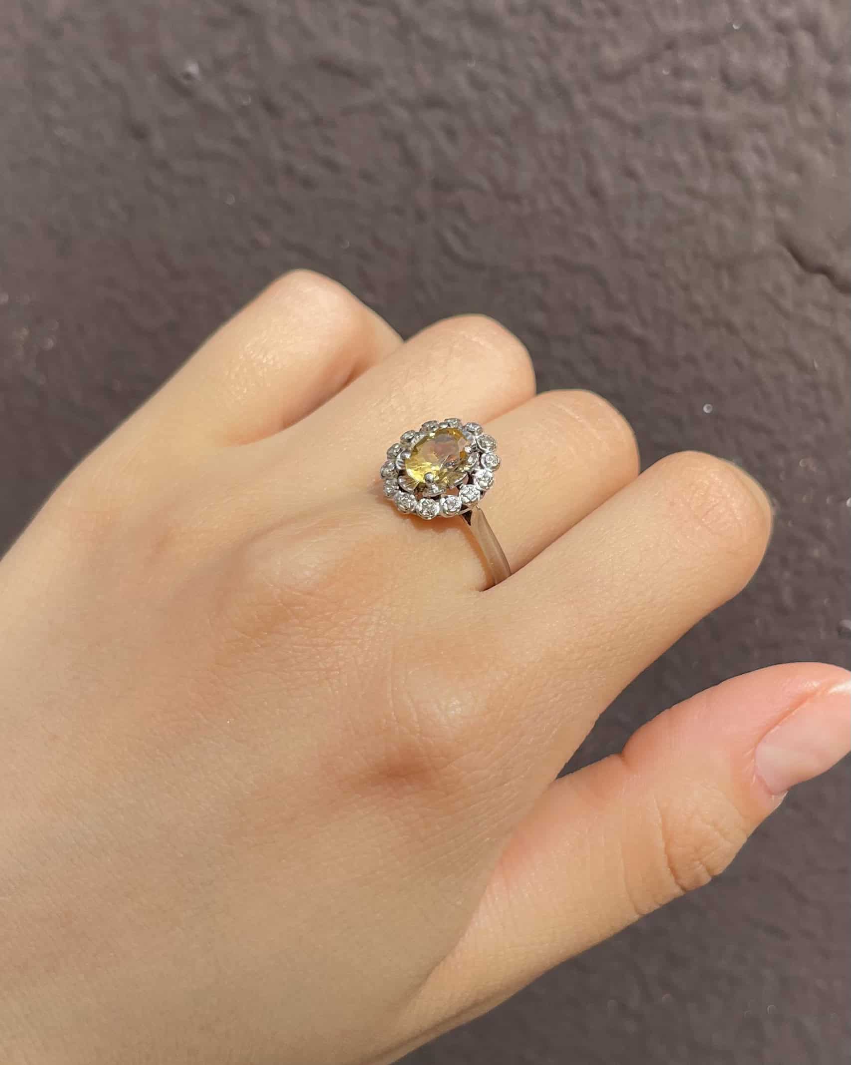 Anillo "Michelle" de citrino y margarita de 0,60 quilates con diamantes
