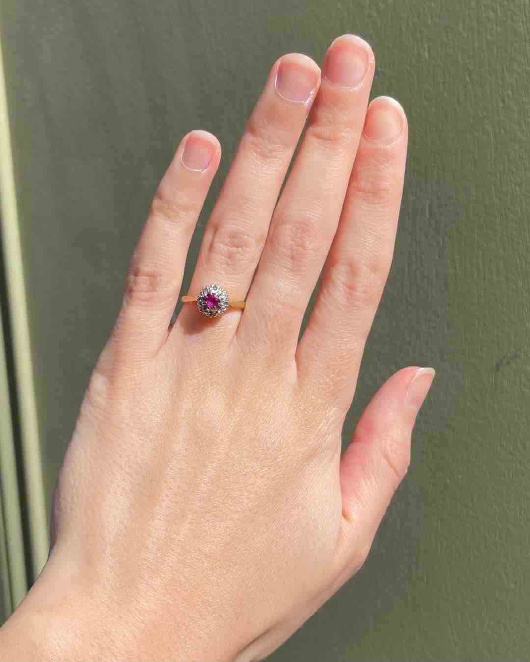 "Noème" Pink Sapphire & Diamond Daisy Ring