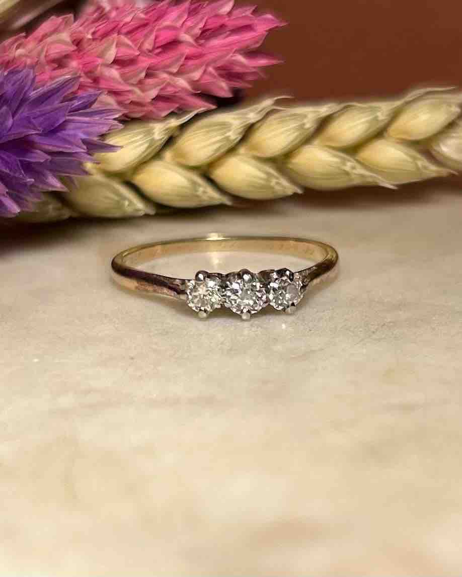 Bague Trilogie Diamants 0.30 carat "Amandine" - Elliade Paris