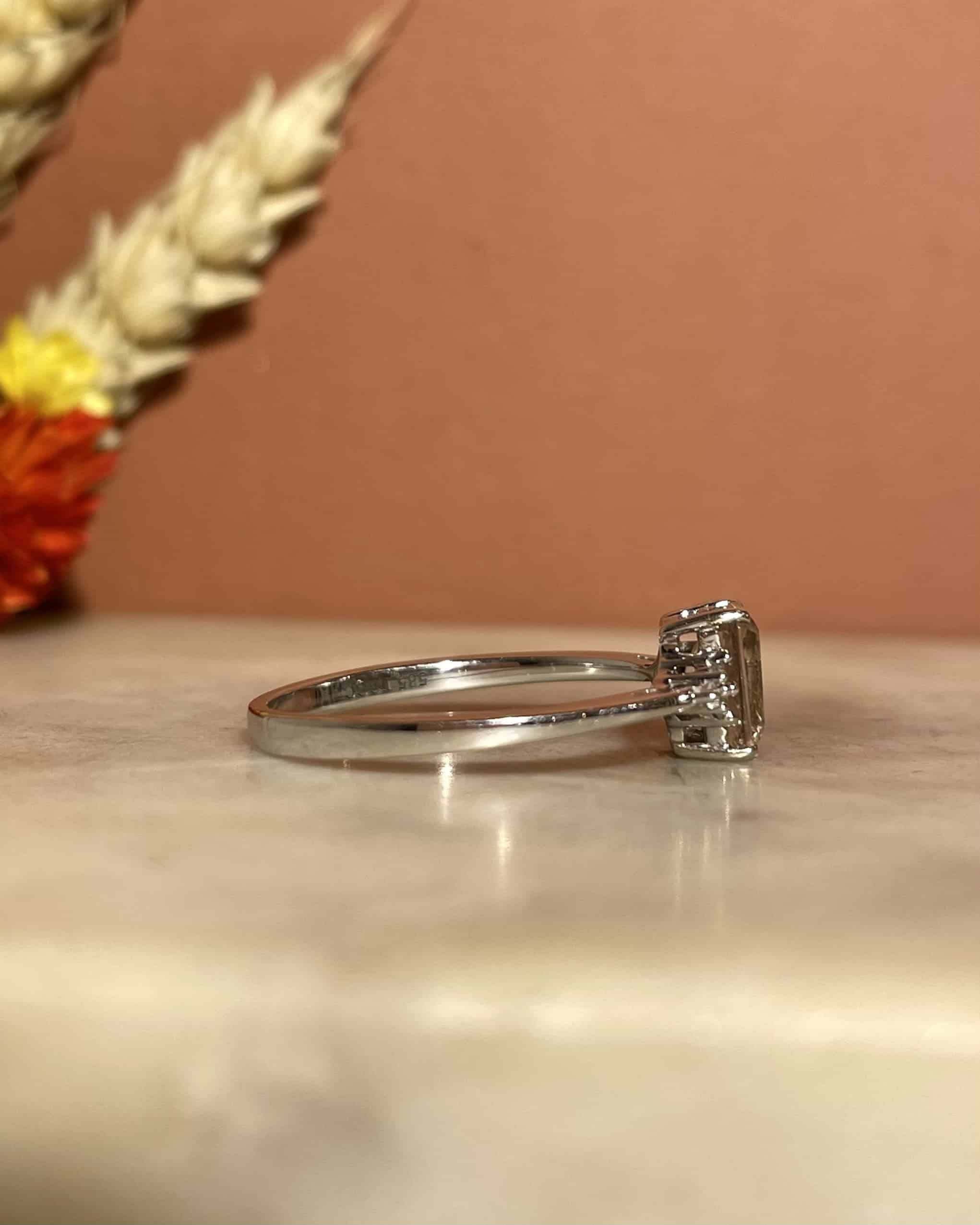 Anillo Trilogía de Turquiza de 1 Quilate y 6 Diamantes “Bambi”