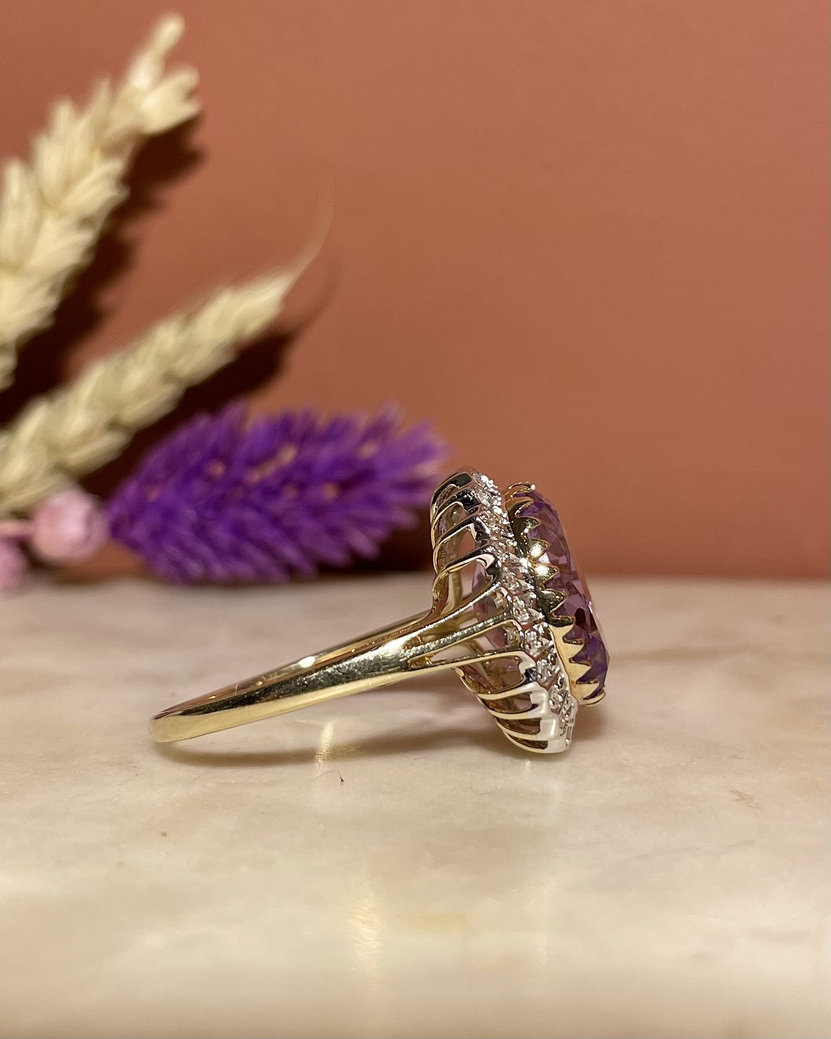 "Evaëlle" 7.50 carat Amethyst & Diamond Daisy Ring