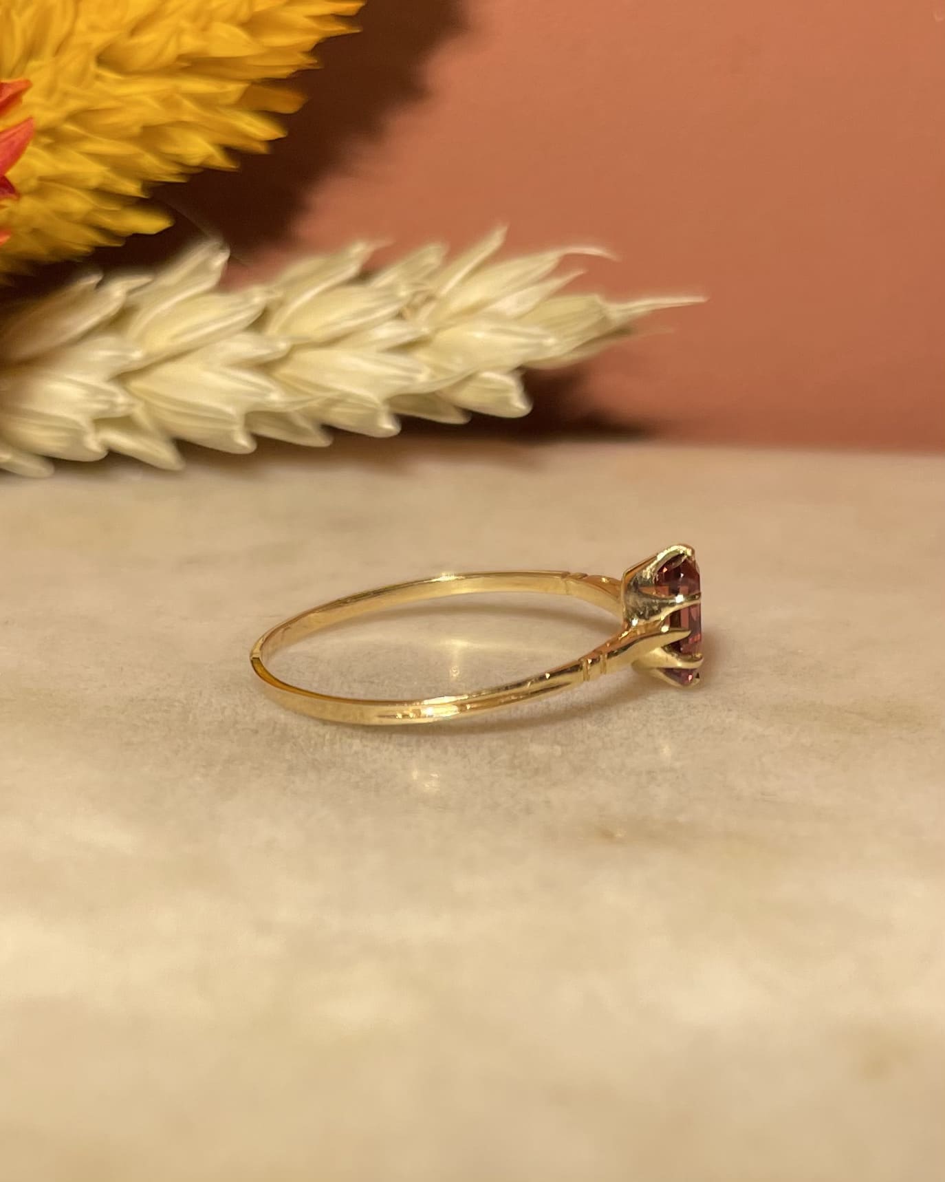 Bague Solitaire Grenat "Octavia"