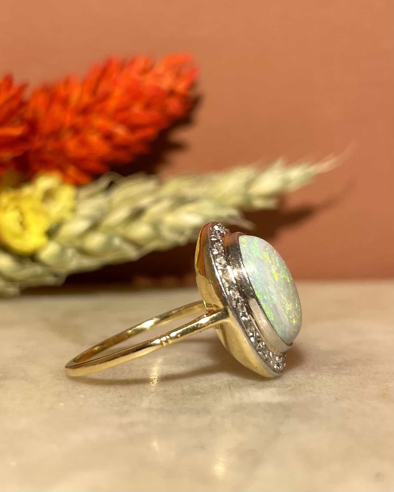 Bague marguerite Opale 2.15 carats & Diamants "Kéloa"