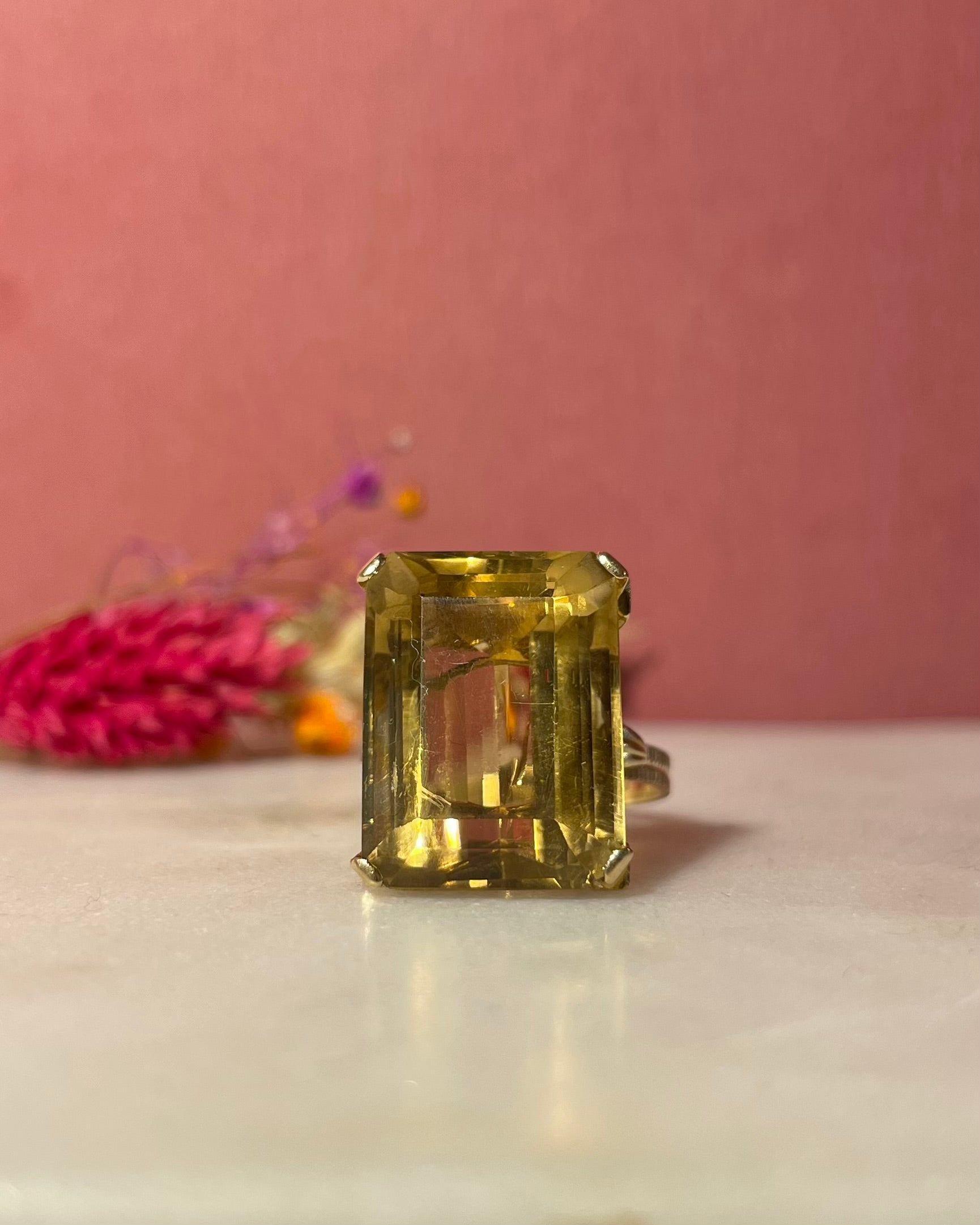 12.40 Carat Citrine Cocktail Ring "Terelle"