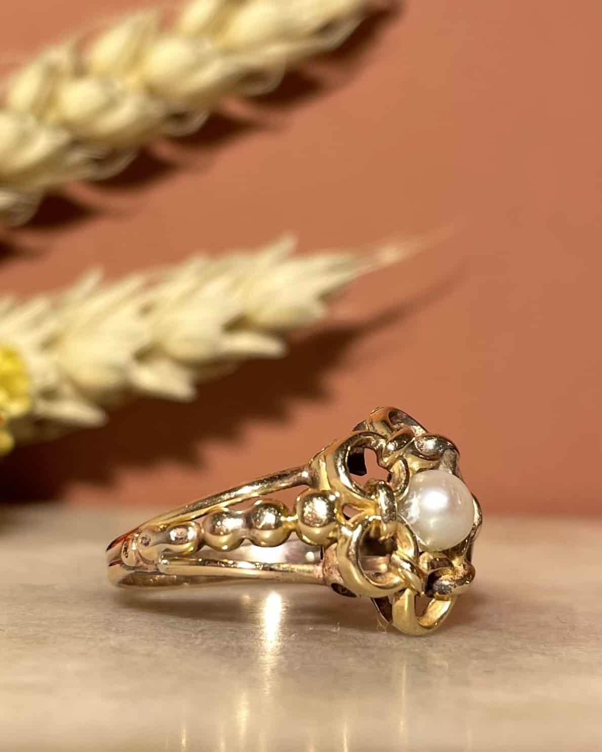Bague Fleur Tressée Art-Déco Perle "Lorrie"