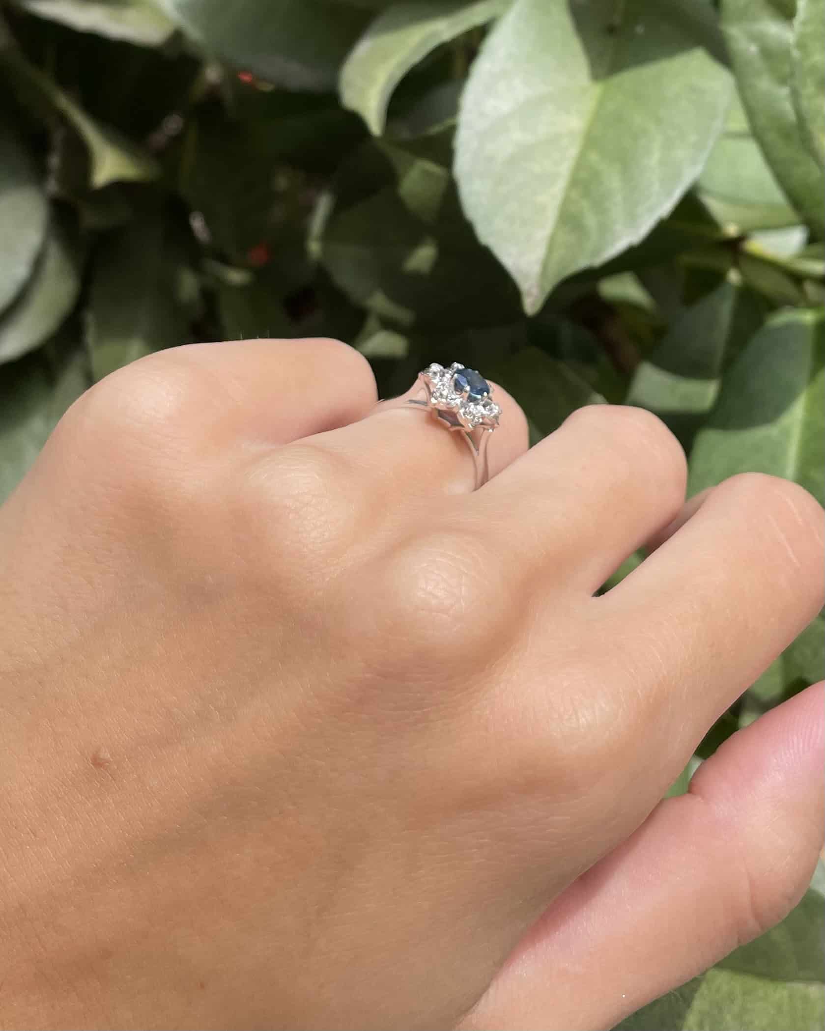 Bague Marguerite Saphir 0.60 carat & Diamants "Eliopé"