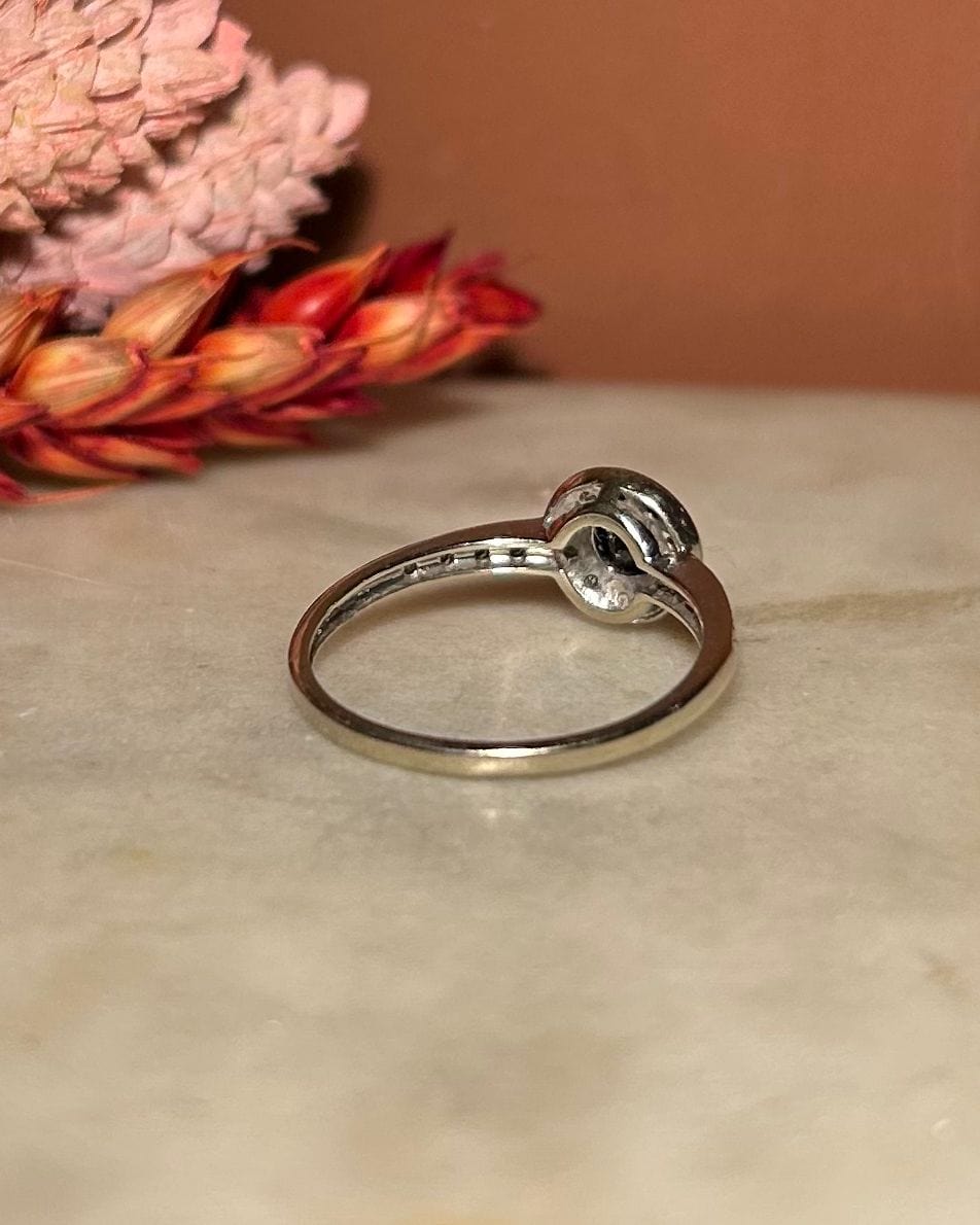 "Laney" Black Diamond & White Diamond Daisy Ring