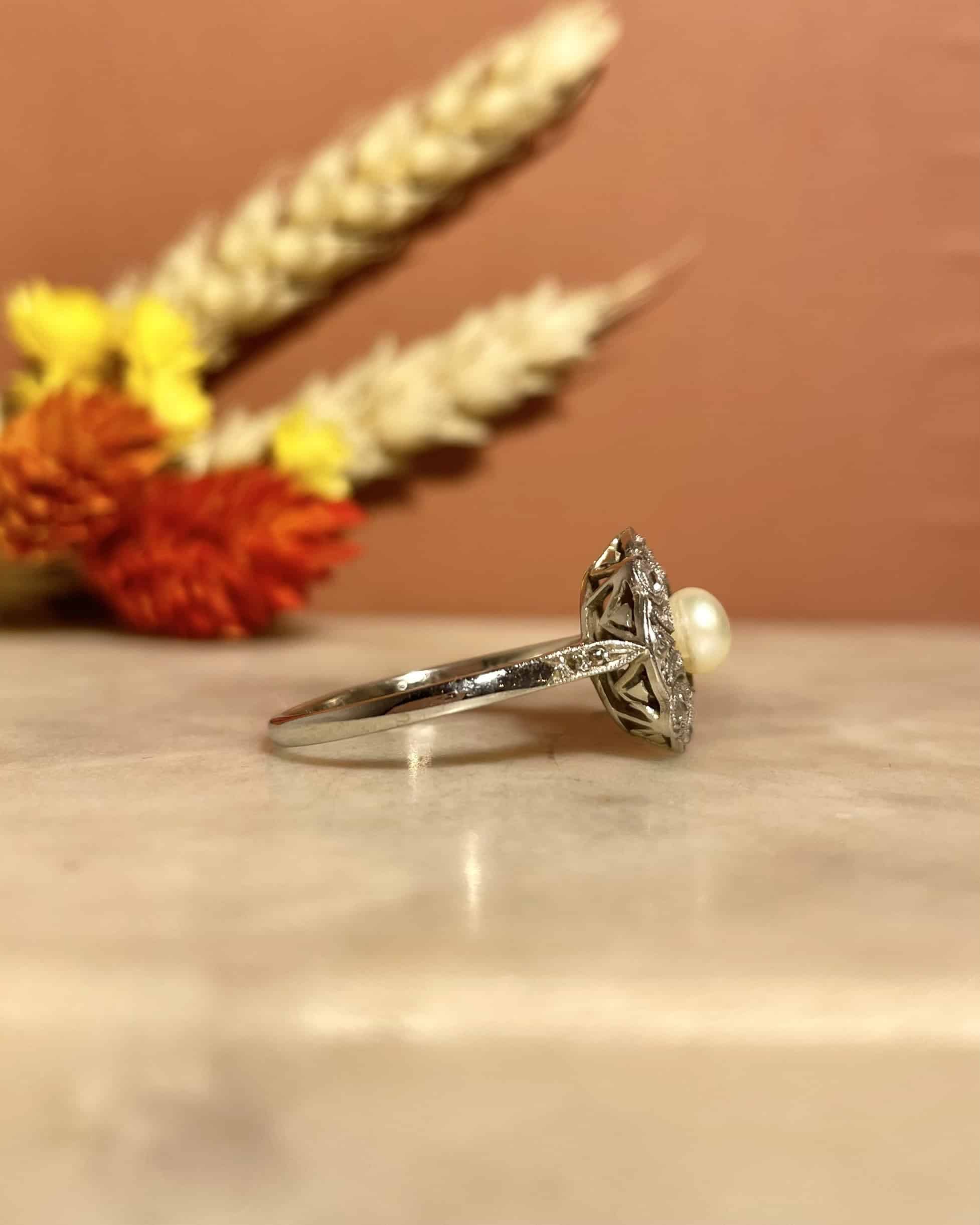 Bague Art-Déco Perle & 12 Diamants "Malakai "