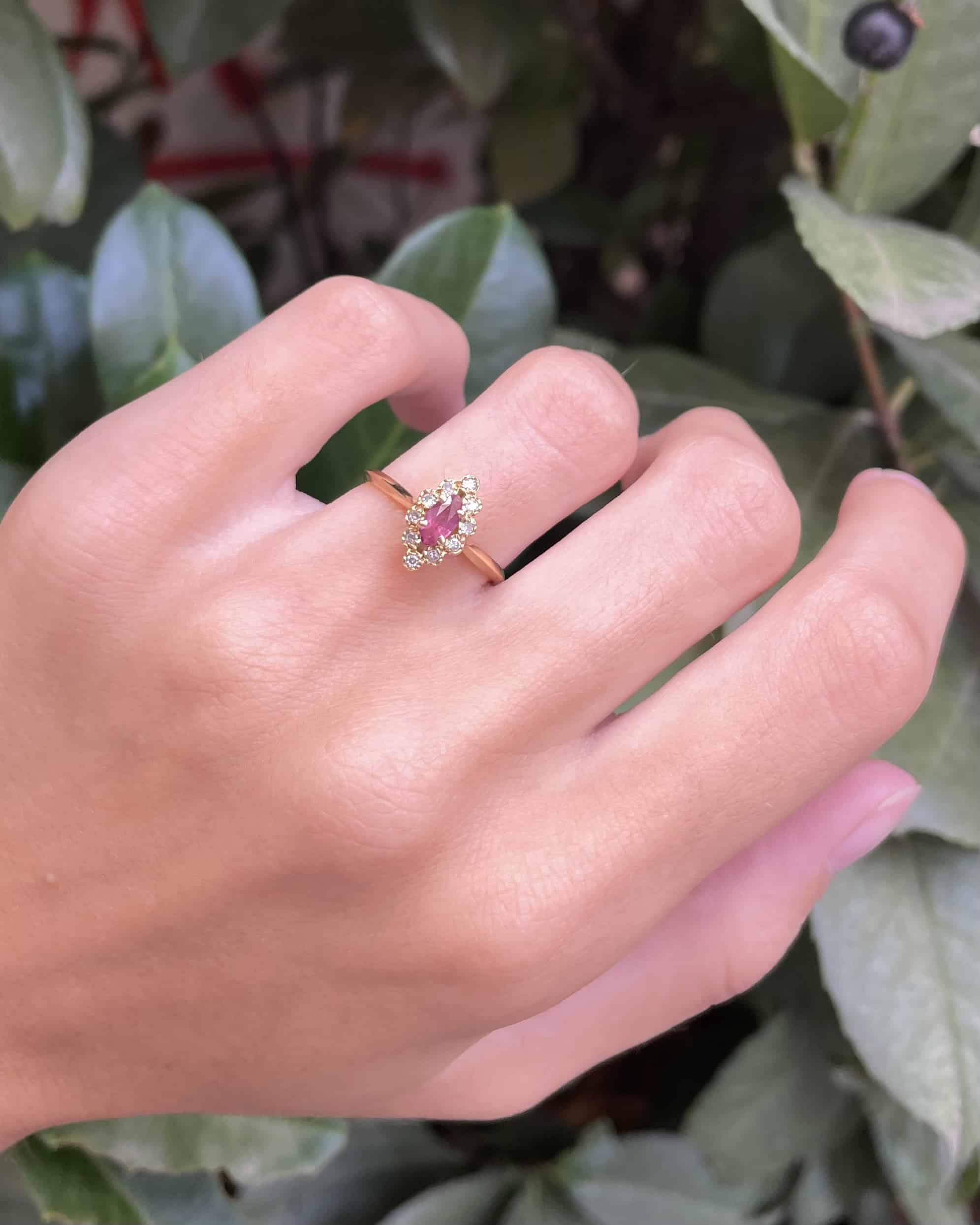 Bague Marquise Rubis & 10 Diamants "Melissane"