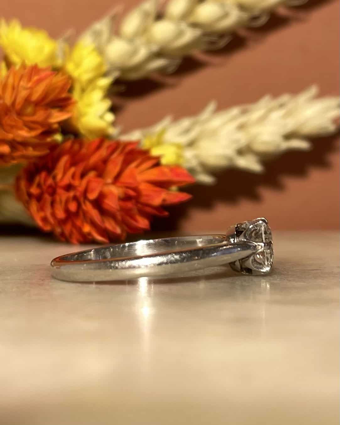 Bague vintage solitaire diamant 0.48 carat "Paloma"