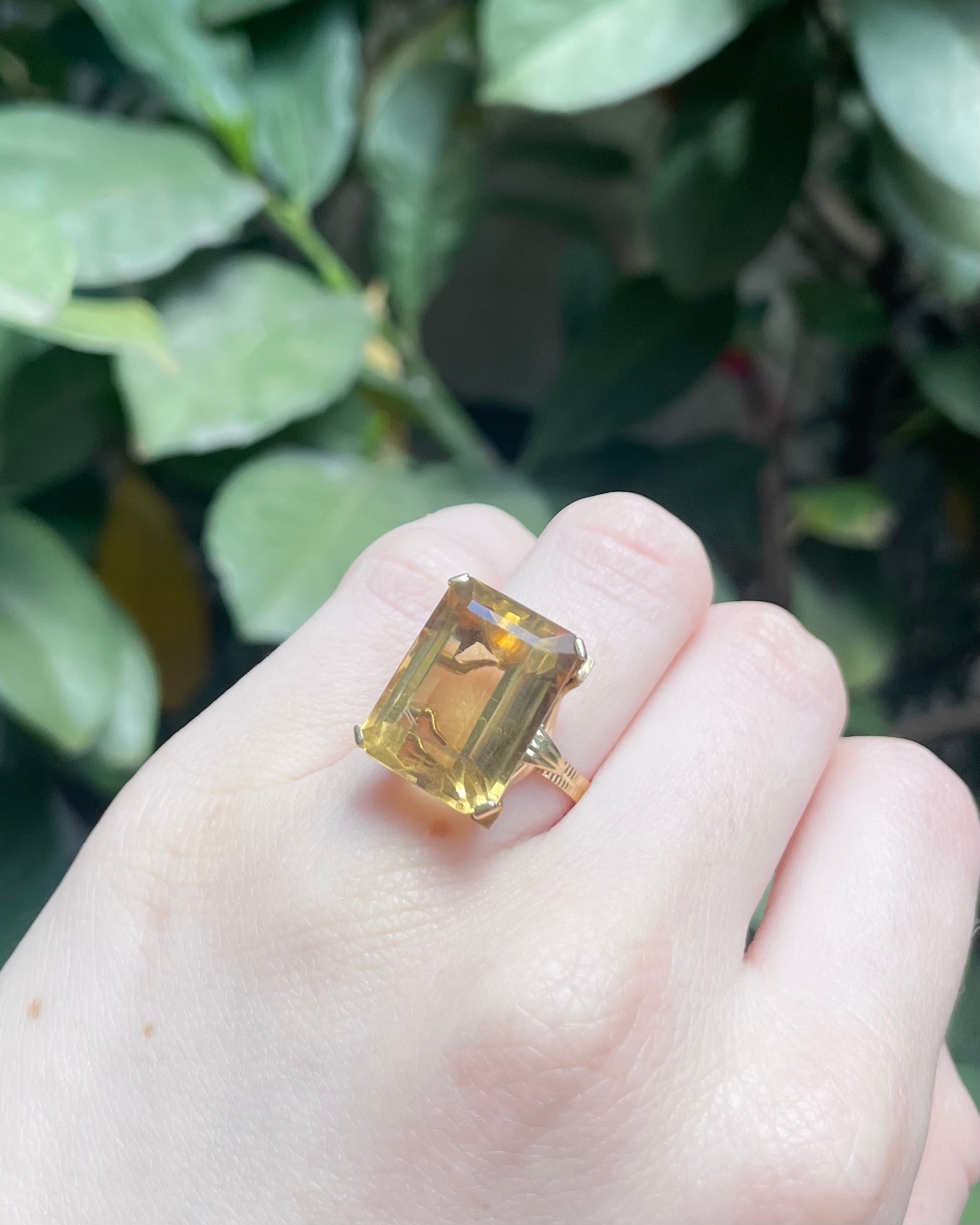 12.40 Carat Citrine Cocktail Ring "Terelle"