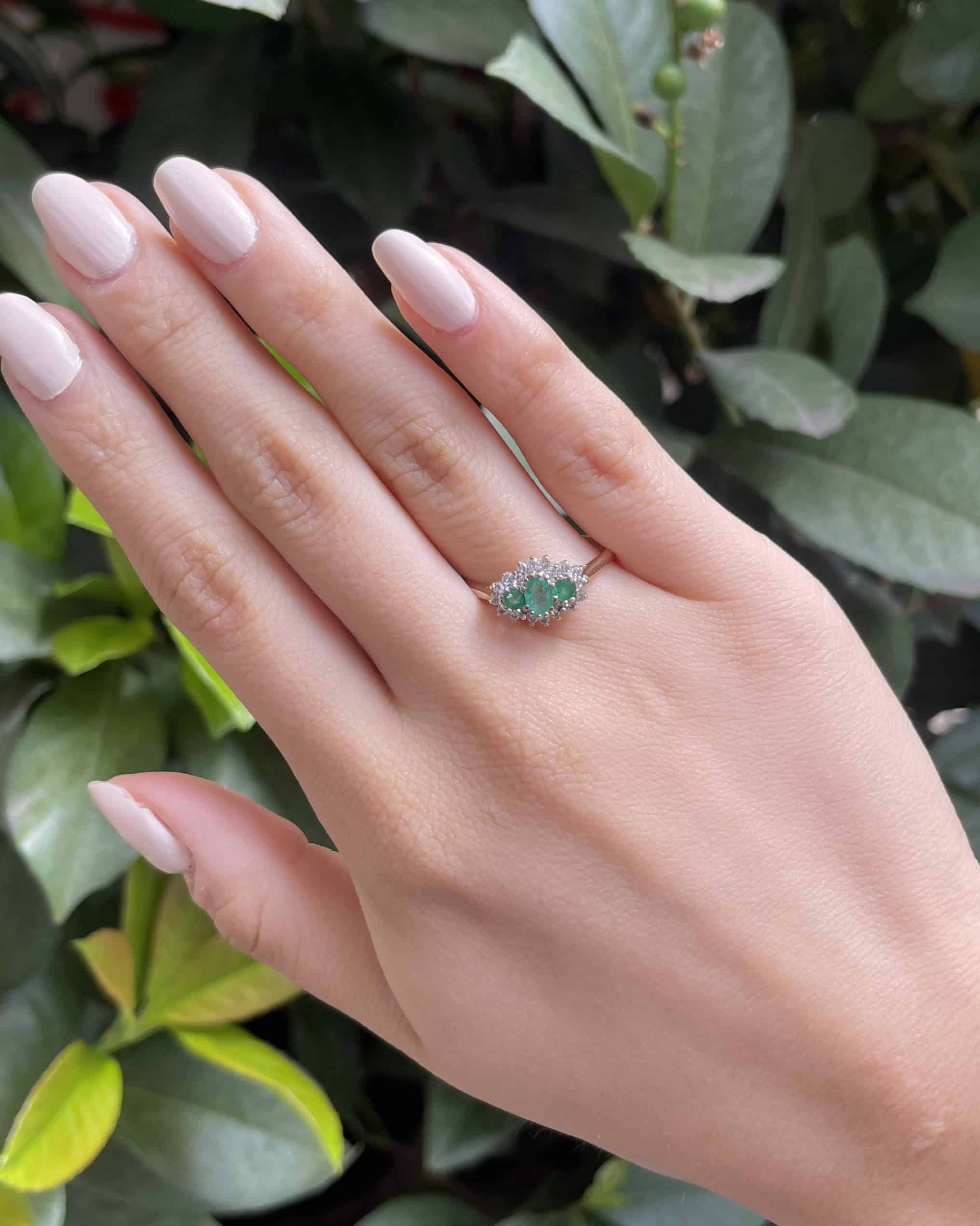 Bague Trilogie Emeraudes & 20 Diamants "Goldie"