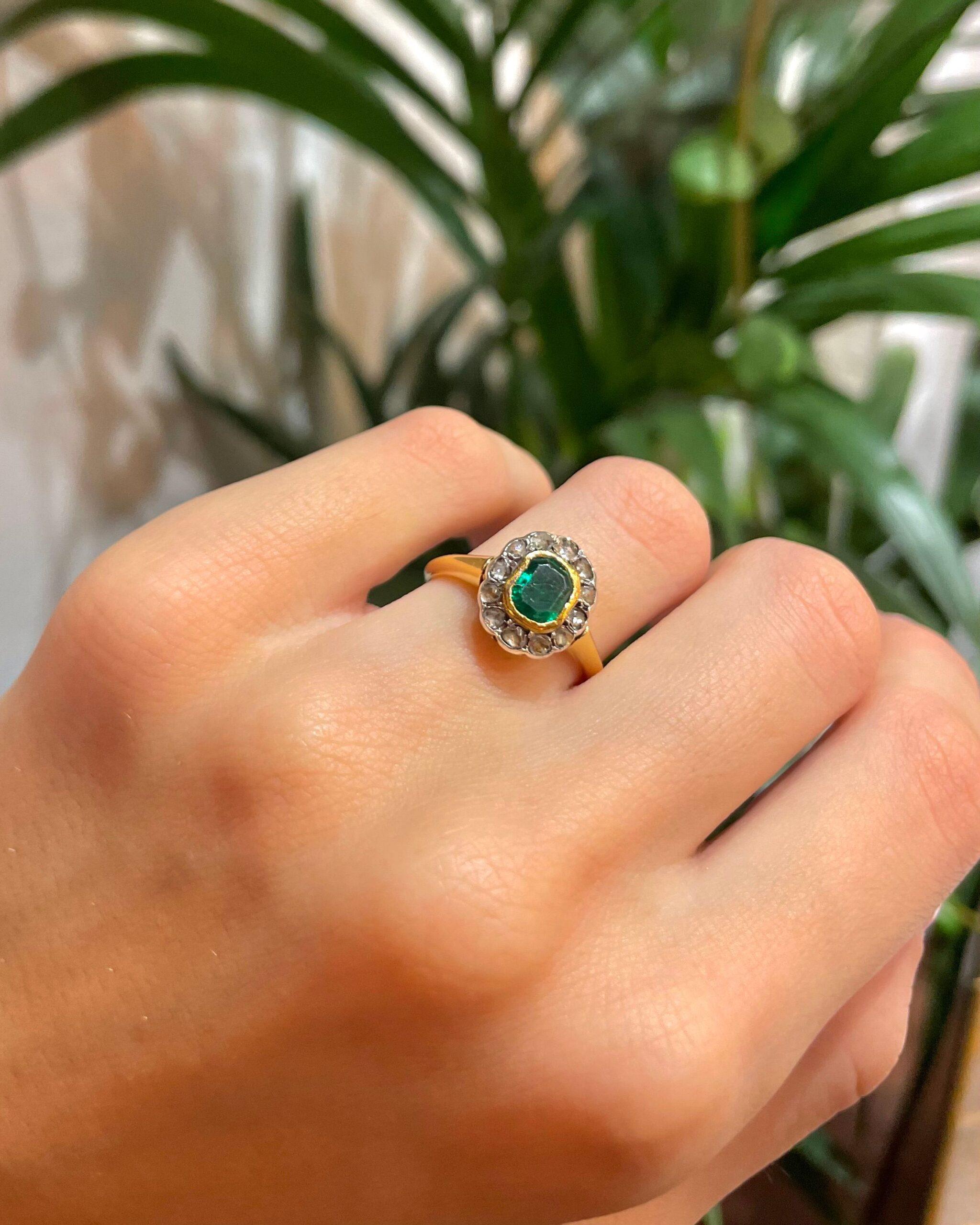 Bague XIXème Émeraude & Diamants "Lorie"